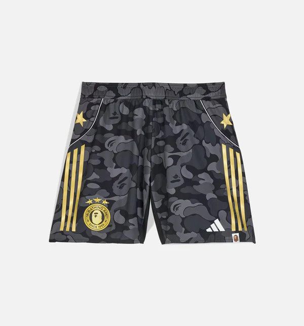 Adidas × Bape o1mle0526 Football Shorts in Black Size US 28 / EU 44 - 1 Thumbnail