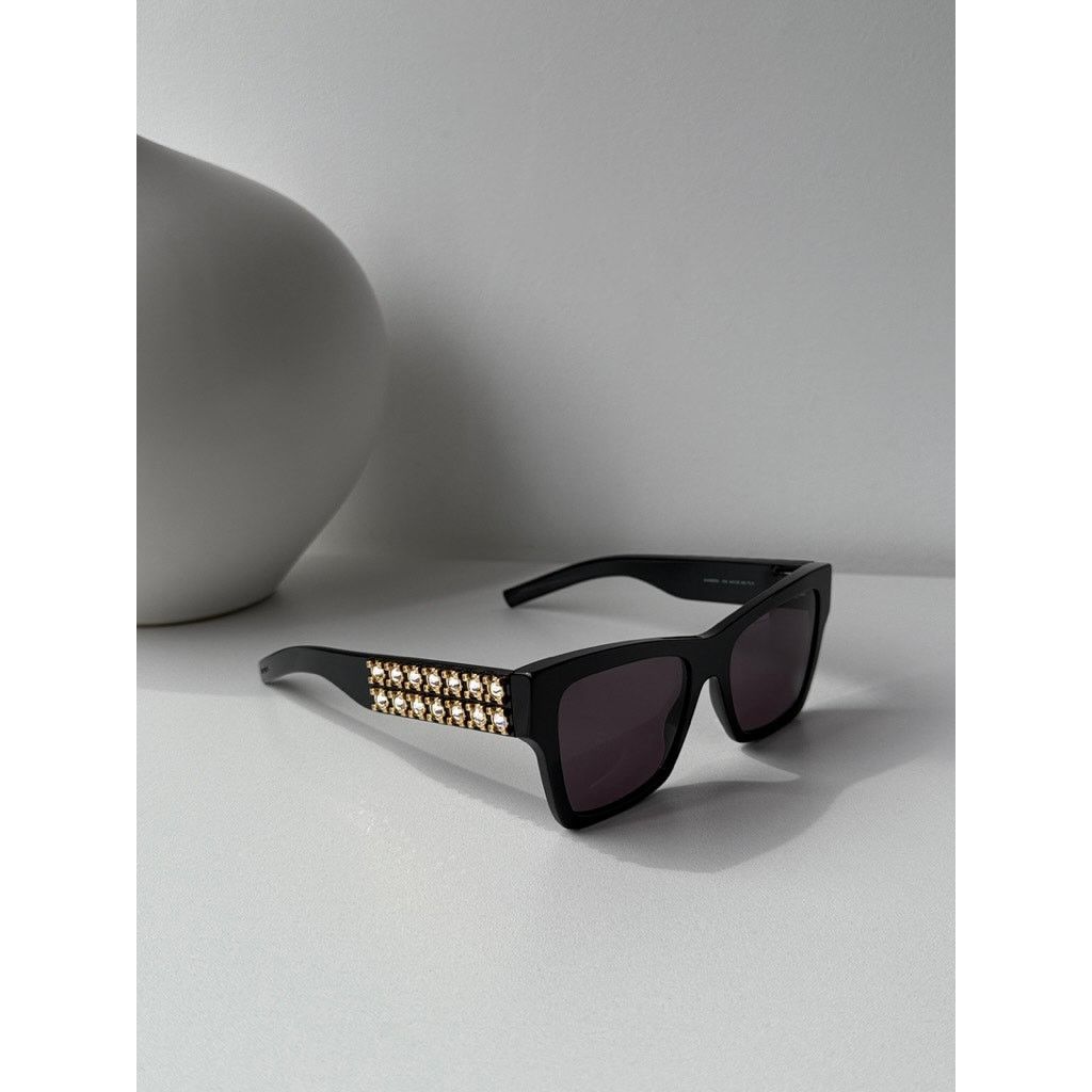 Givenchy NEW Givenchy GV40076I Cat Eye Black Crystal Sunglasses $700 Size ONE SIZE - 4 Thumbnail