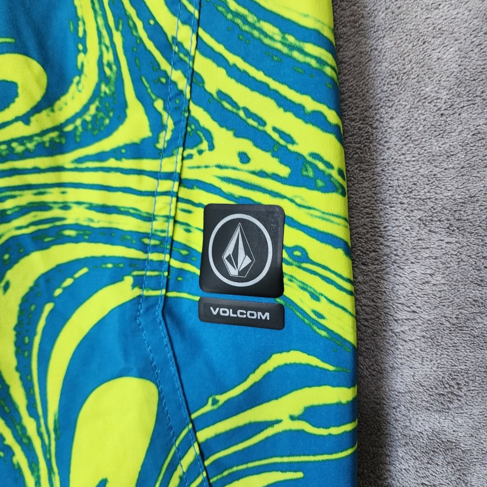 Volcom Volcom Men's 33 Abstract Board Shorts Blue/Green Size US 33 - 7 Thumbnail