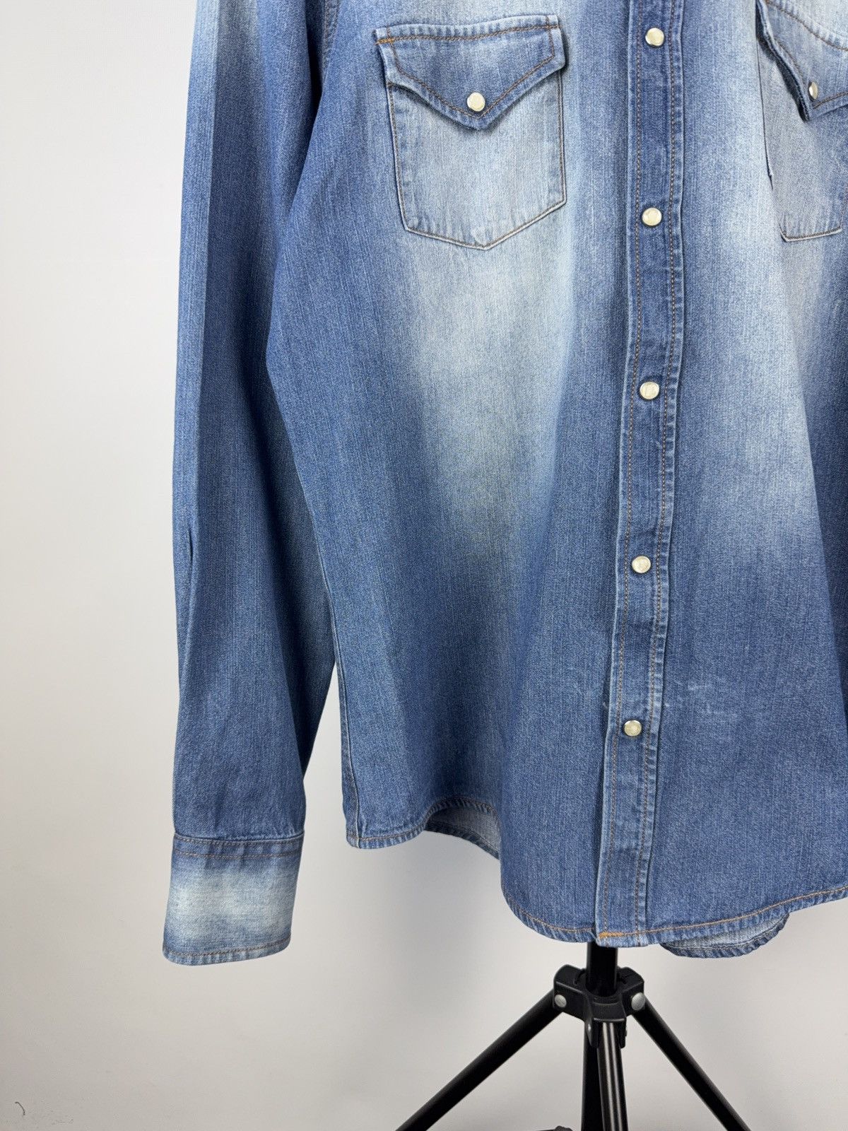 Vintage Vintage 90s Rare Retro Denim Cowboy Western Shirt Size US L / EU 52-54 / 3 - 3 Thumbnail