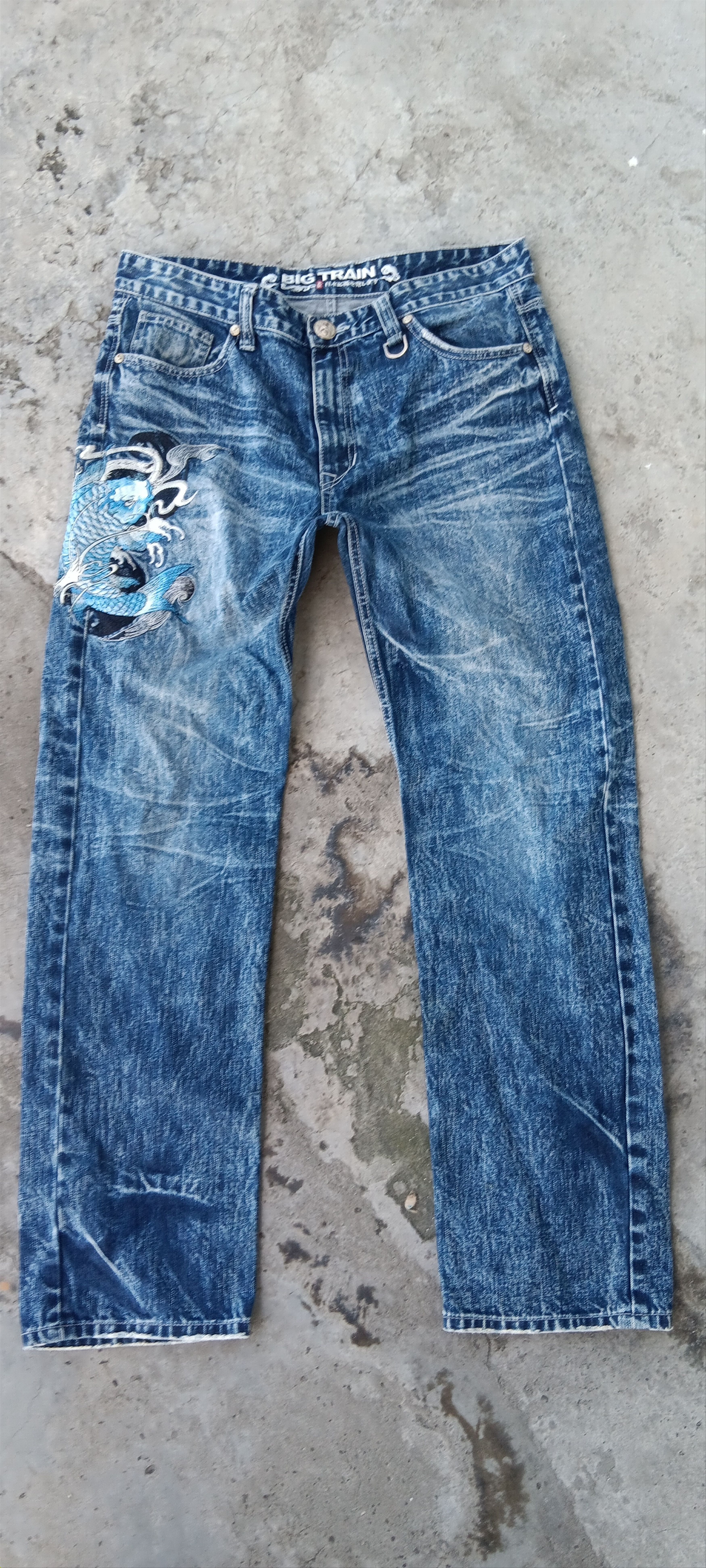 Japanese Brand × Kings Of Indigo Osaka Big Train Art Sukajan Koi Fish Embroidered Denim Size US 37 - 2 Thumbnail