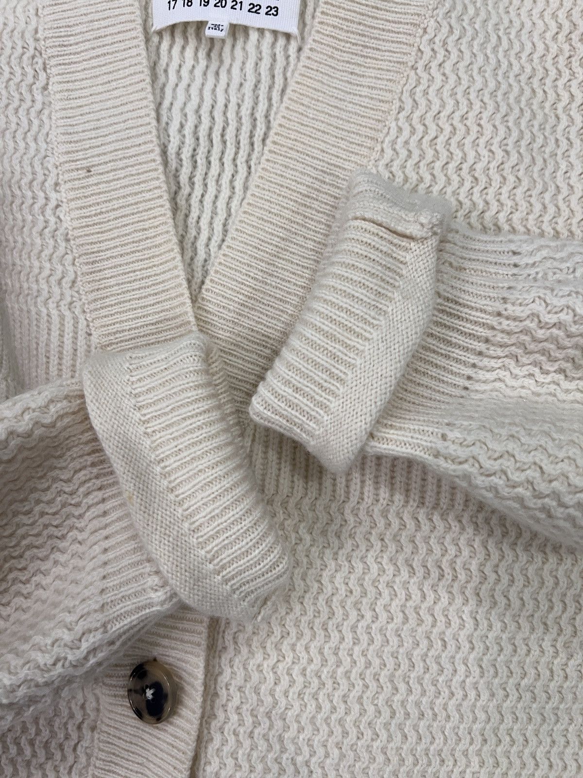 Maison Margiela Maison Margiela SS15 Line 4 Button Knit Cardigan Size US S / EU 44-46 / 1 - 12 Thumbnail