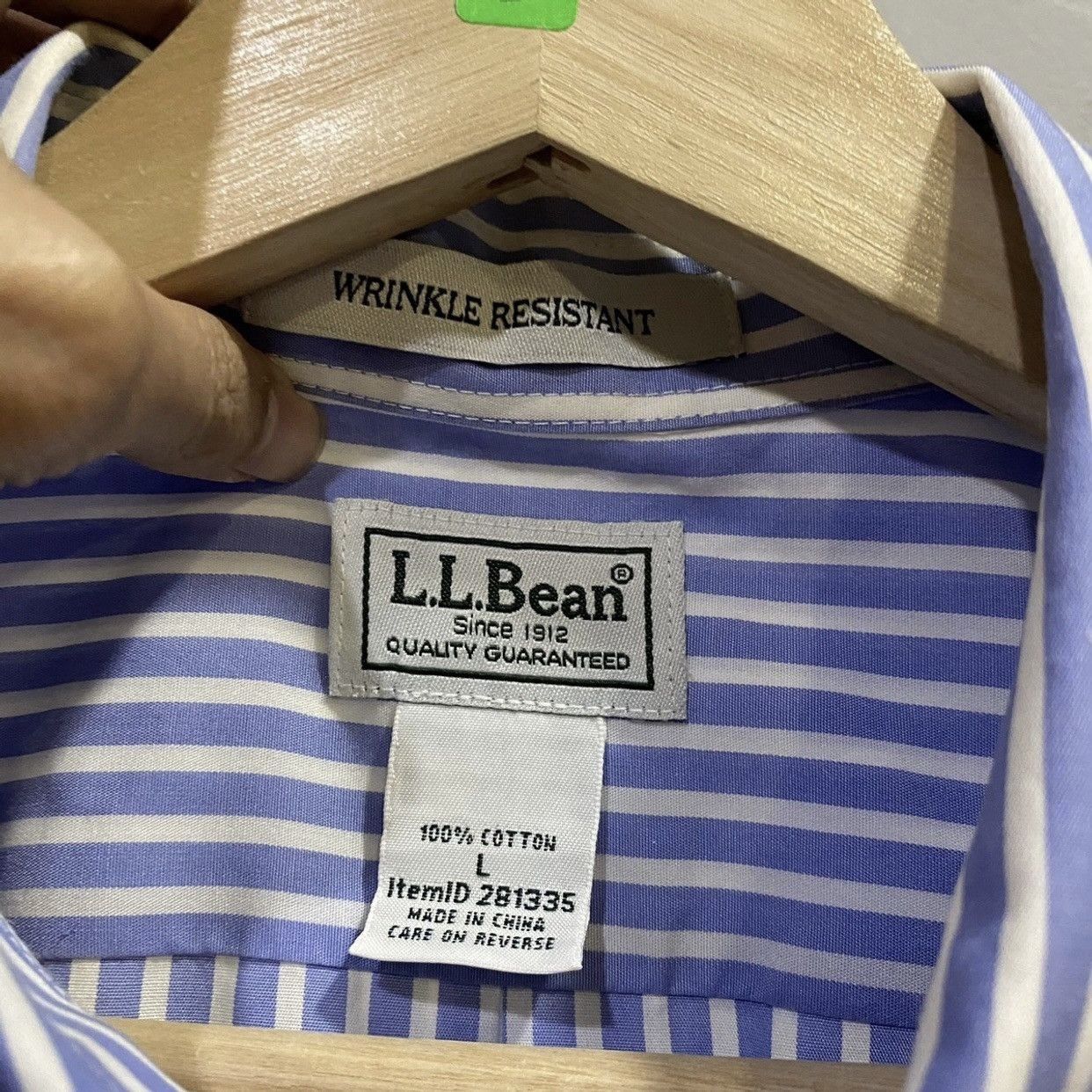 L.L. Bean Vintage wrinkle resistant 90s L.L. Bean Button Shirt USA Size US L / EU 52-54 / 3 - 5 Thumbnail
