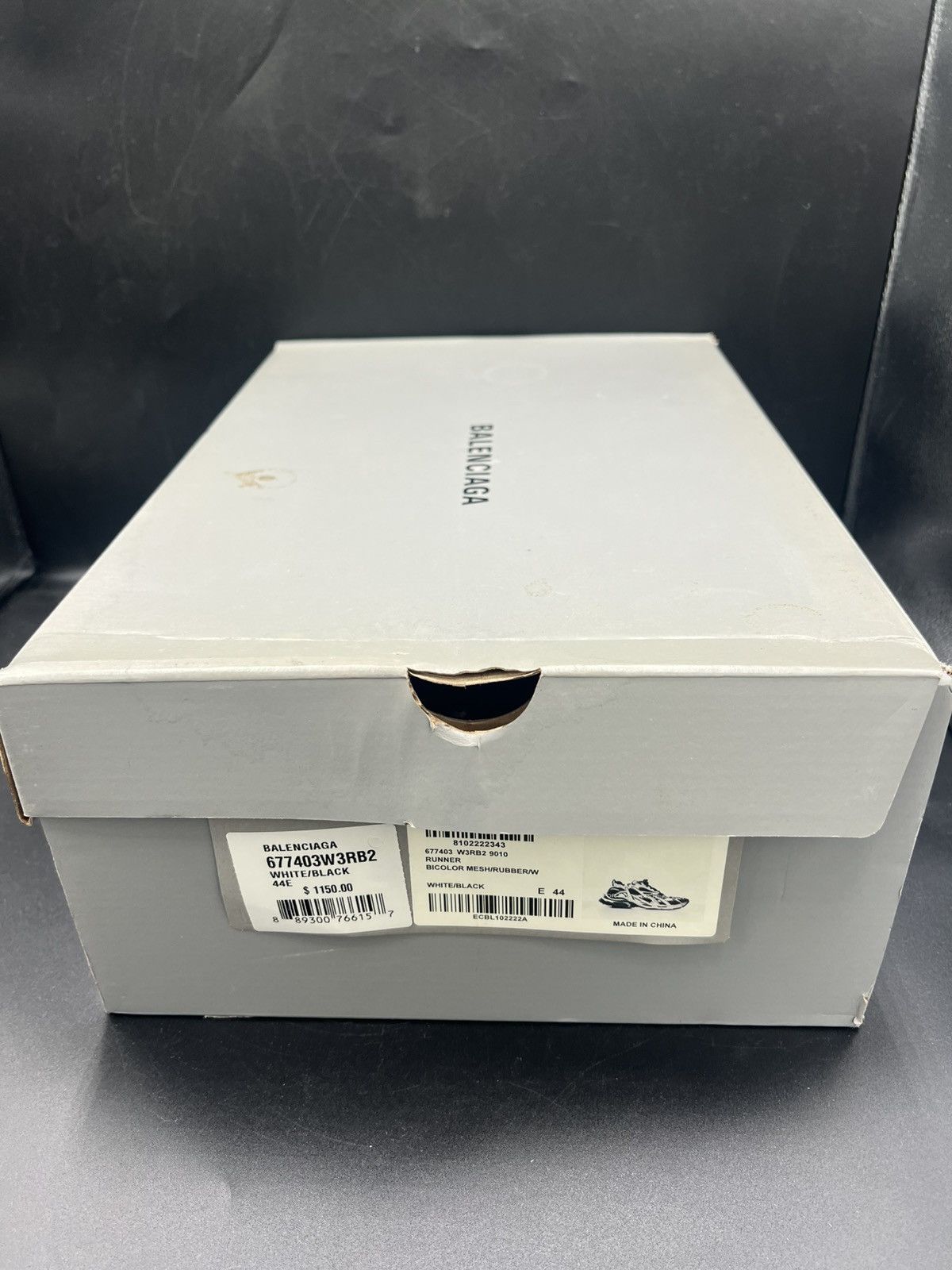 Balenciaga Size 11us / 44eu Balenciaga Runner Black White Size US 11 / EU 44 - 13 Thumbnail