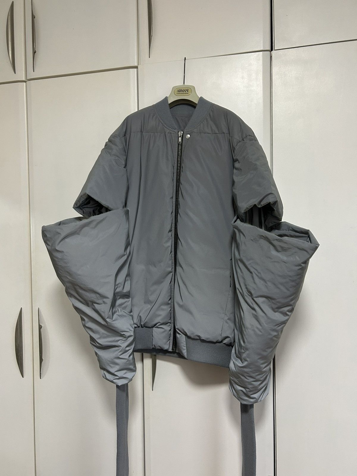 Rick Owens 48 Runway Gauntlet Puffer Bomber Reflex FW22 STROBE Size US M / EU 48-50 / 2 - 4 Thumbnail