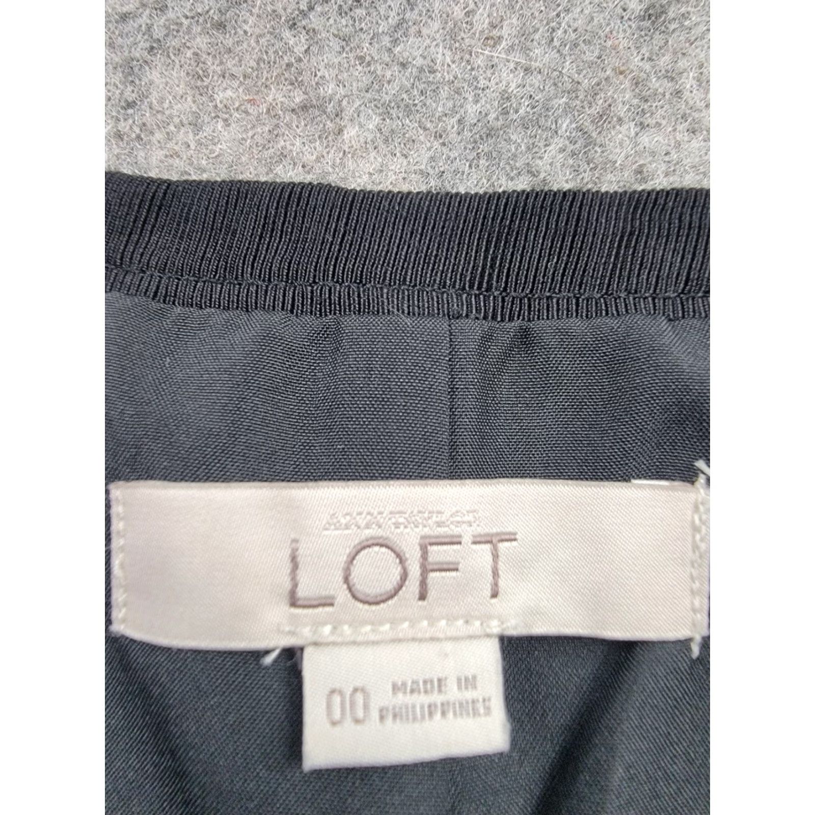 Loft LOFT Skirt Womens 00 Multicolor Geometric Pattern Lined Mini Casual Business Short Spring Summer Womens (00){" "}Geometric Pattern Size 24" / US 00 / IT 34 - 2 Thumbnail