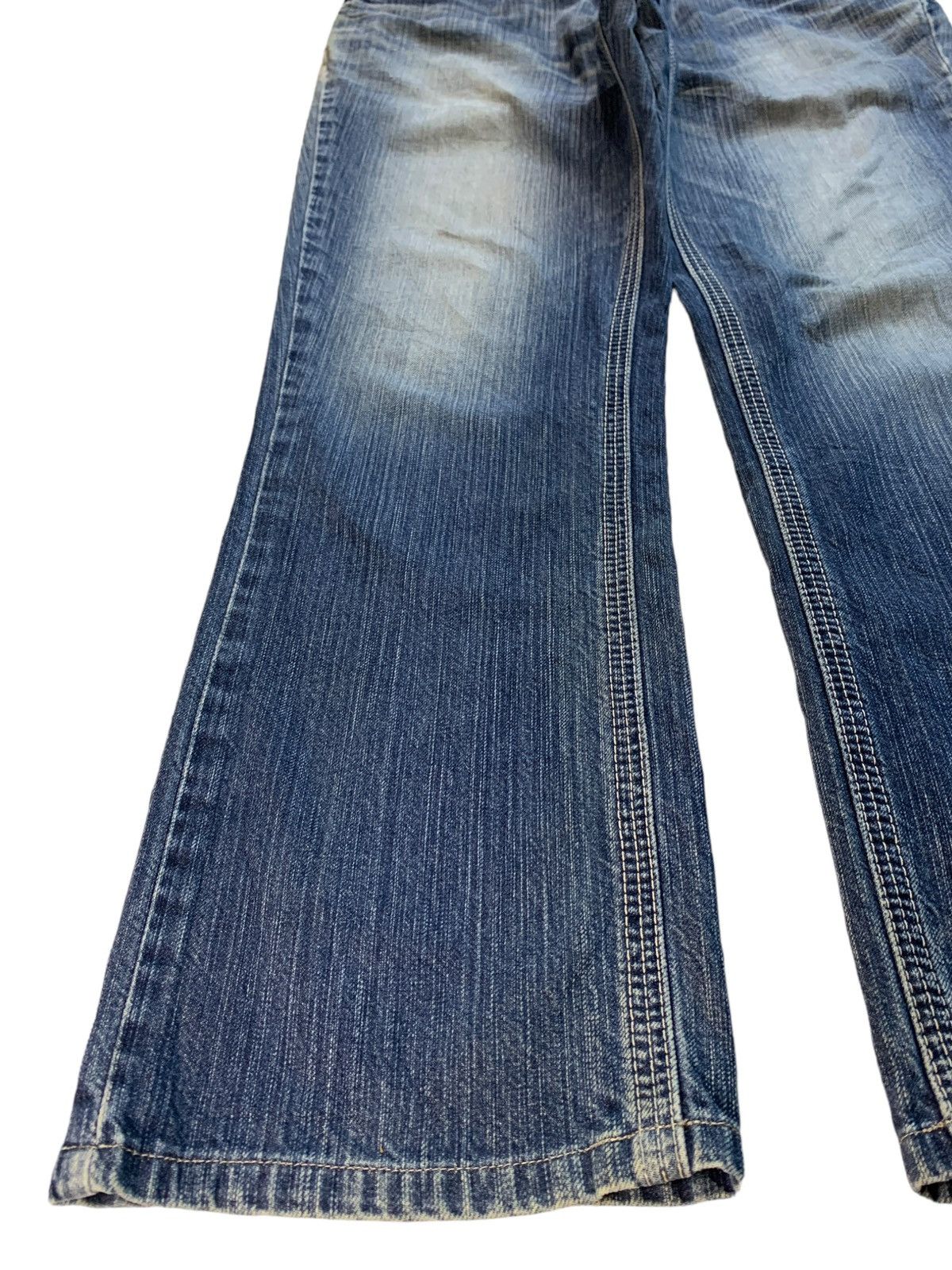 Edwin Exclusive Vintage Edwin Buckle Back Faded Wash Baggy Jeans Size US 34 / EU 50 - 6 Thumbnail