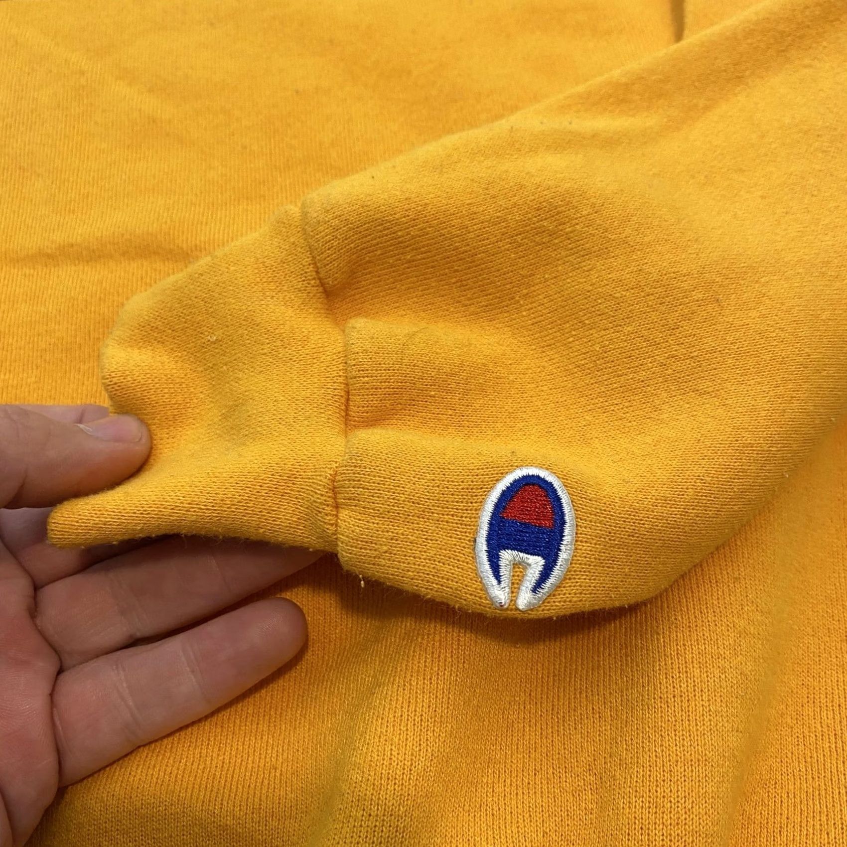 Champion Champion Sweatshirt Mens Medium Yellow Y2K Crewneck Fleece Embroidered Pullover Size US M / EU 48-50 / 2 - 3 Thumbnail
