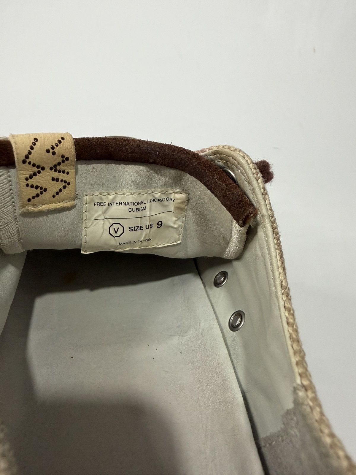 Visvim Visvim - Skagway Lo Leather Trimmed Canvas Sneakers Neutrals Size US 9 / EU 42 - 9 Thumbnail