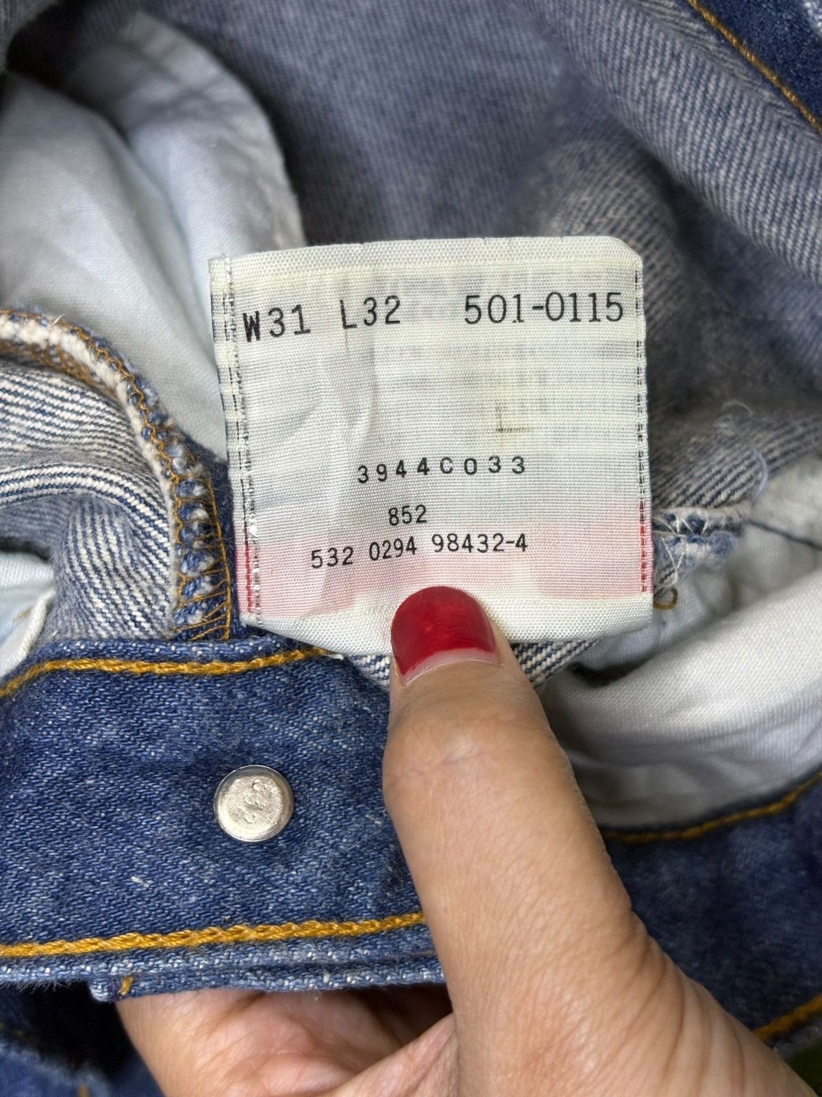 Levi's Vintage 90s Levis 501 Distressed Ripped Faded Loose Jeans Size US 30 / EU 46 - 11 Thumbnail