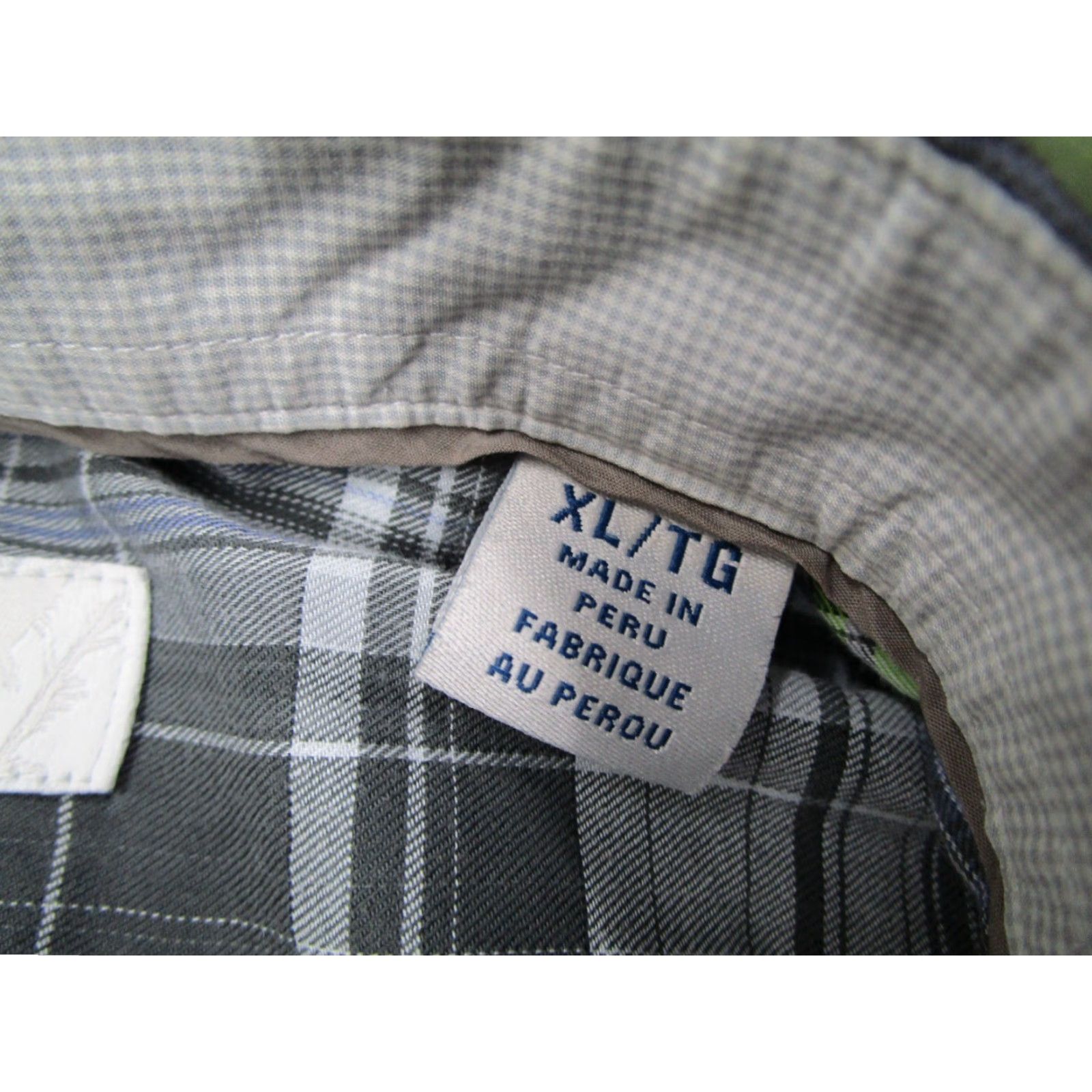 Tommy Bahama VINTAGE Tommy Bahama Men's Shirt XL Gray Plaid Long Sleeve Button-Up Casual Lifestyle Size US XL / EU 56 / 4 - 4 Thumbnail