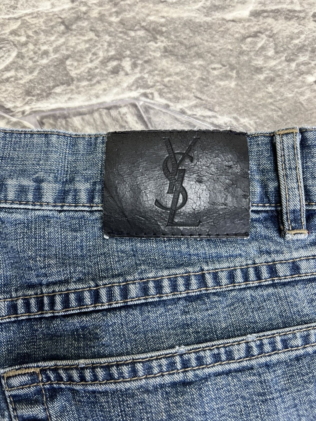 Vintage Vintage Yves Saint Lauren Big Logo Distressed Jeans YSL Size US 34 / EU 50 - 8 Thumbnail
