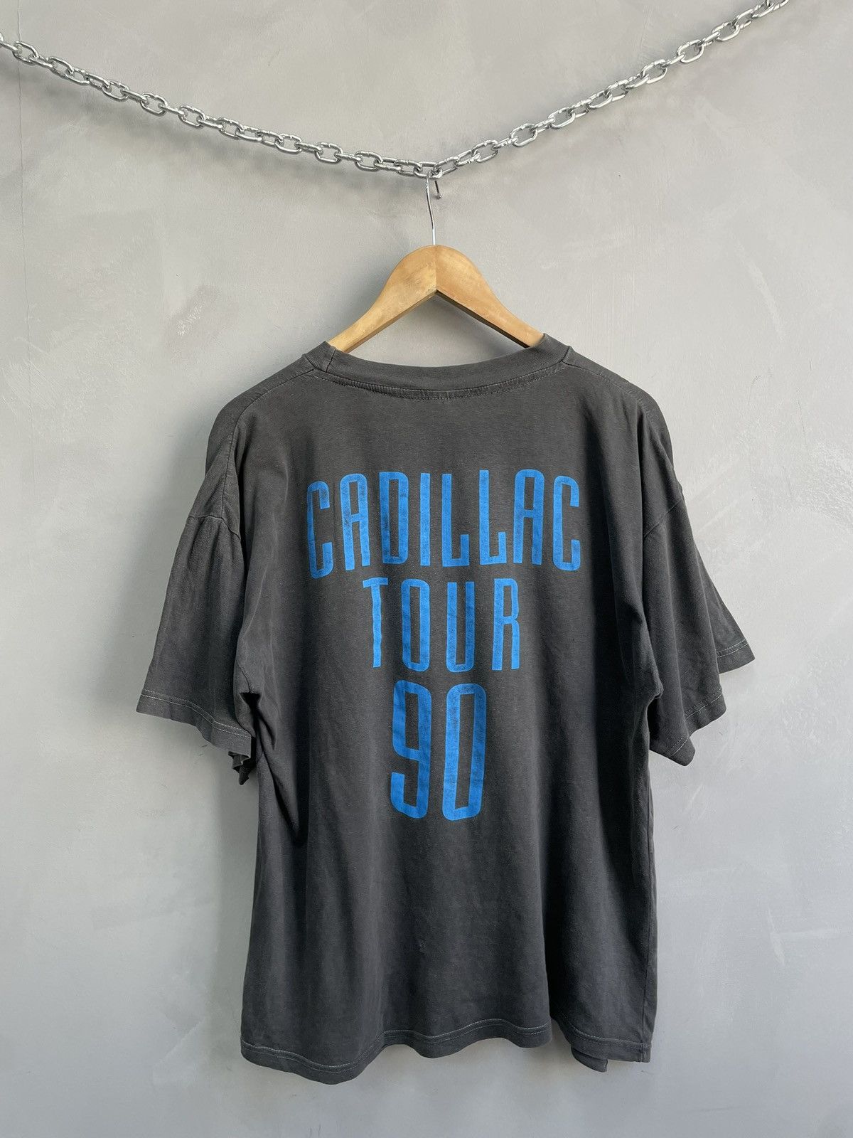 Band Tees Vintage tour t shirt 90s Johnny Hallyday washed cotton Size US L / EU 52-54 / 3 - 5 Thumbnail