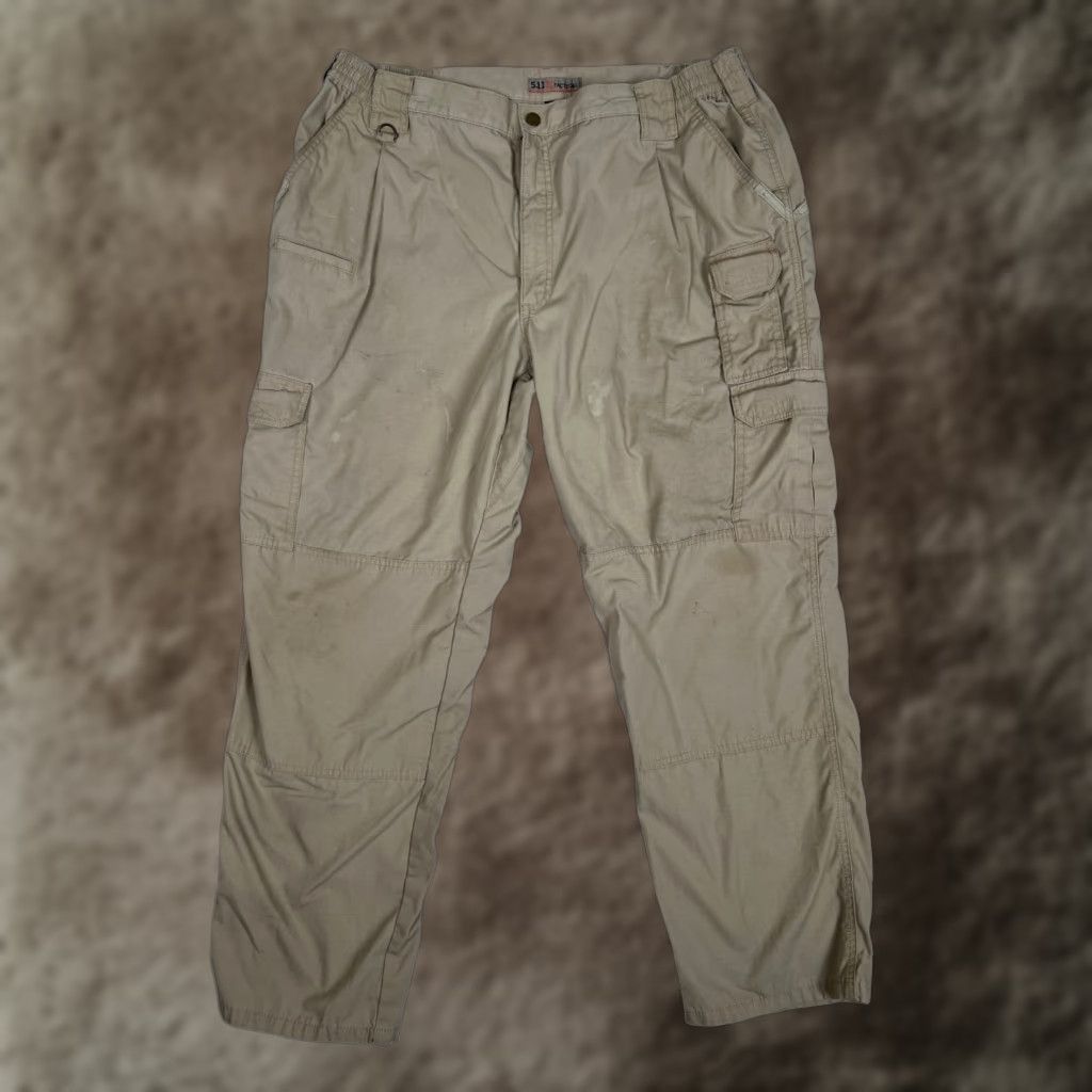 Vintage 5.11 Tactical Cargo Pants 44x32 Tan Beige Ripstop Utility Military Workwear Size US 44 / EU 60 - 1 Thumbnail