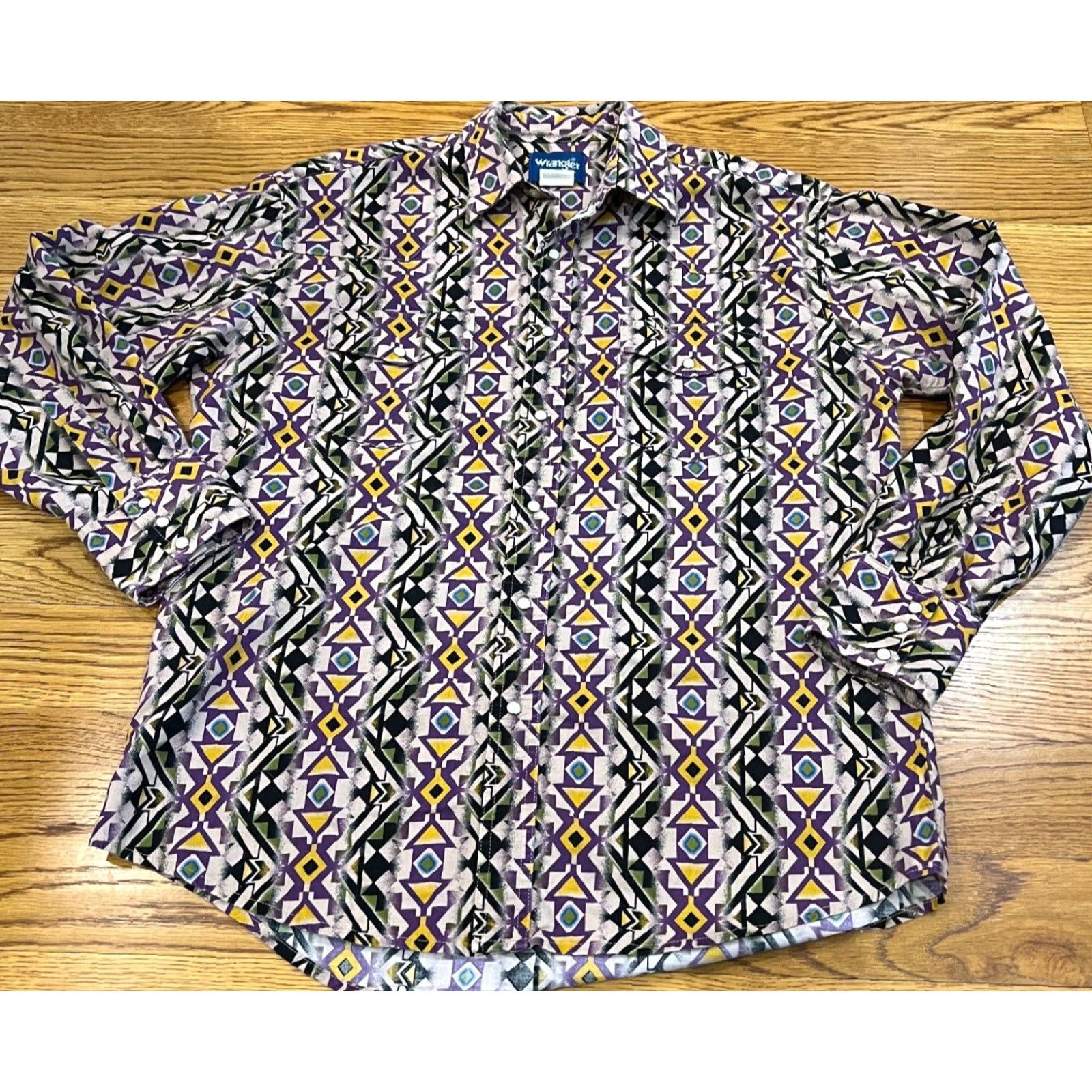 Wrangler VINTAGE Wrangler Western Shirt Men's Size Large Short Sleeve Aztec Plaid Cotton Casual Workwear Size US L / EU 52-54 / 3 - 2 Thumbnail