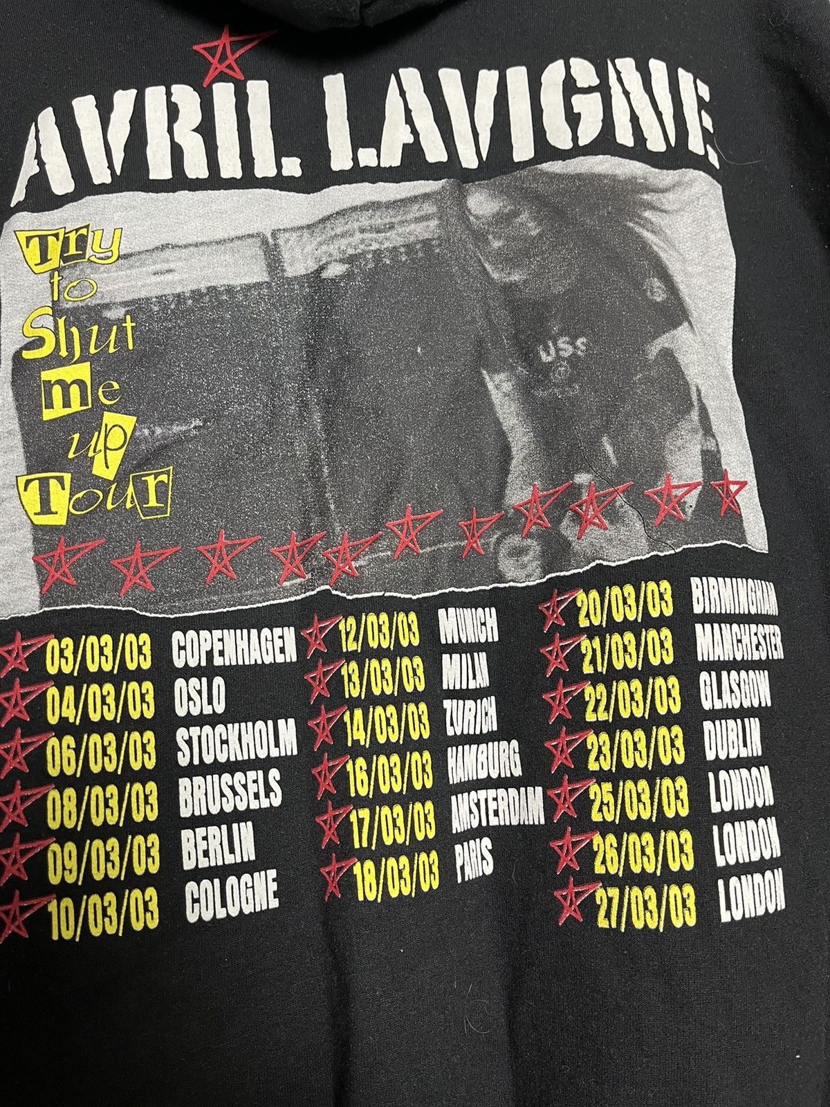 Band Tees 🔥SUPER RARE🔥 Avril Lavigne 2003 Try To Shut Me Up hoodie Size US L / EU 52-54 / 3 - 6 Thumbnail