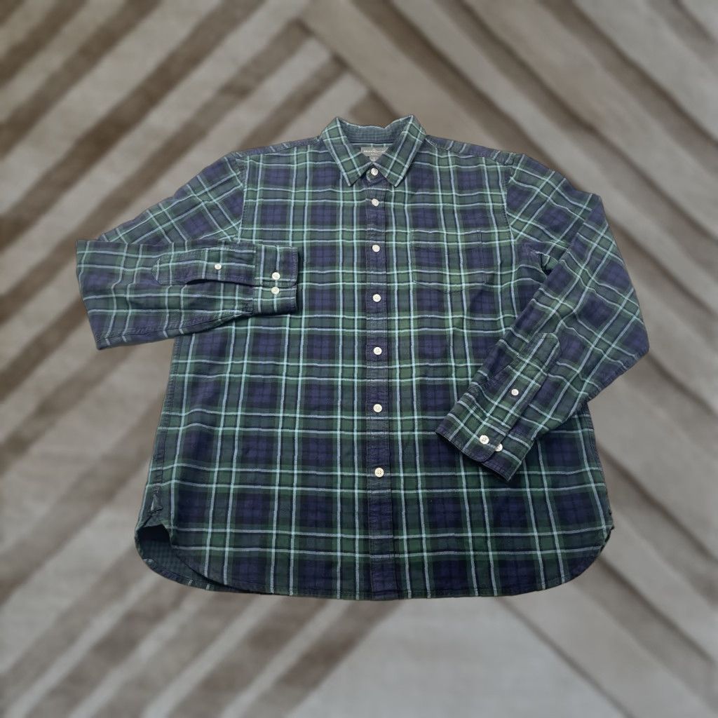 Vintage VINTAGE LL Bean Signature Men's Large Slim Fit Plaid Long Sleeve Button Shirt Lined Size US L / EU 52-54 / 3 - 1 Thumbnail