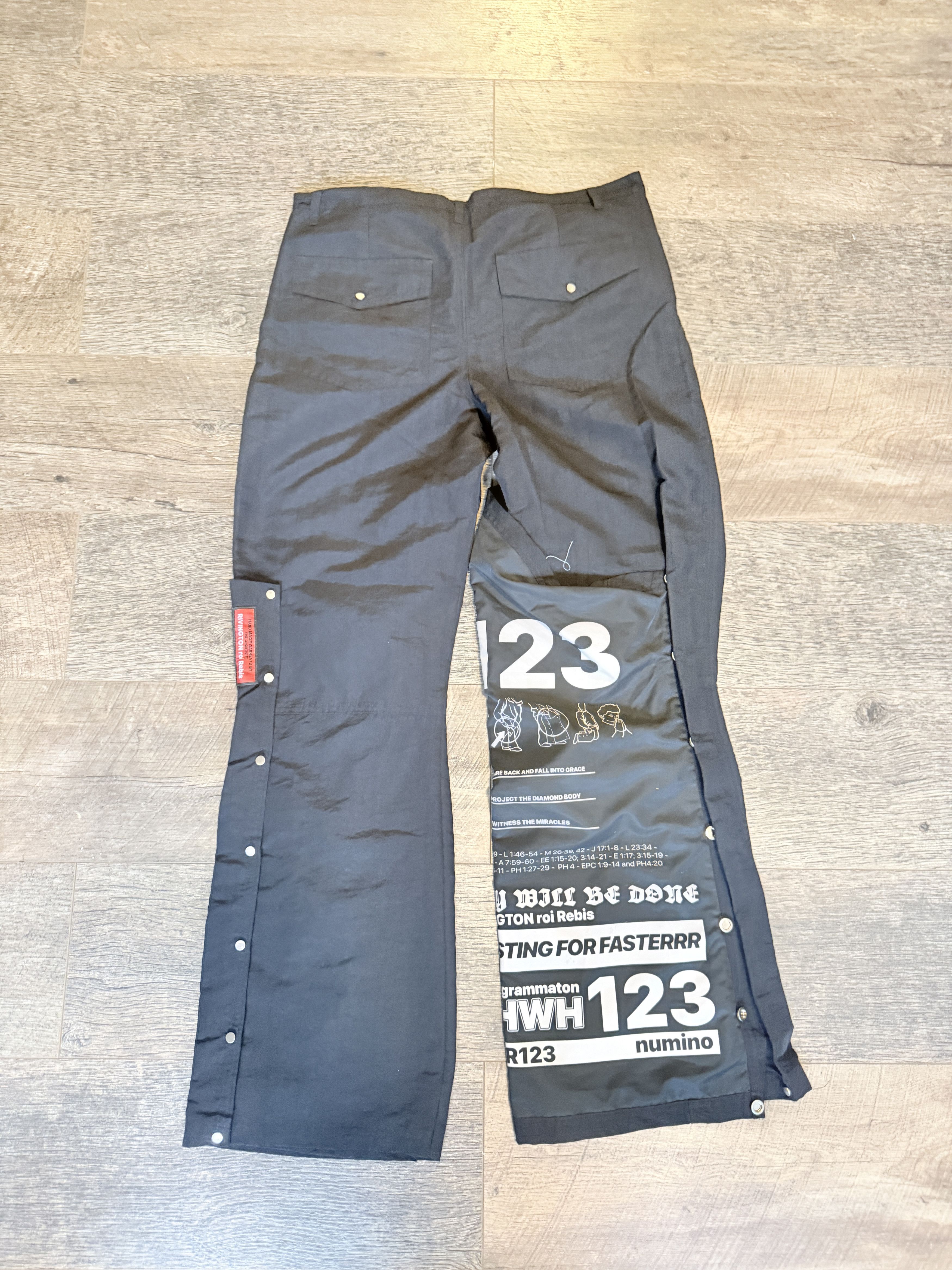 RRR-123 RRR123 Emergency Prayer Cargo Size US 32 / EU 48 - 2 Thumbnail