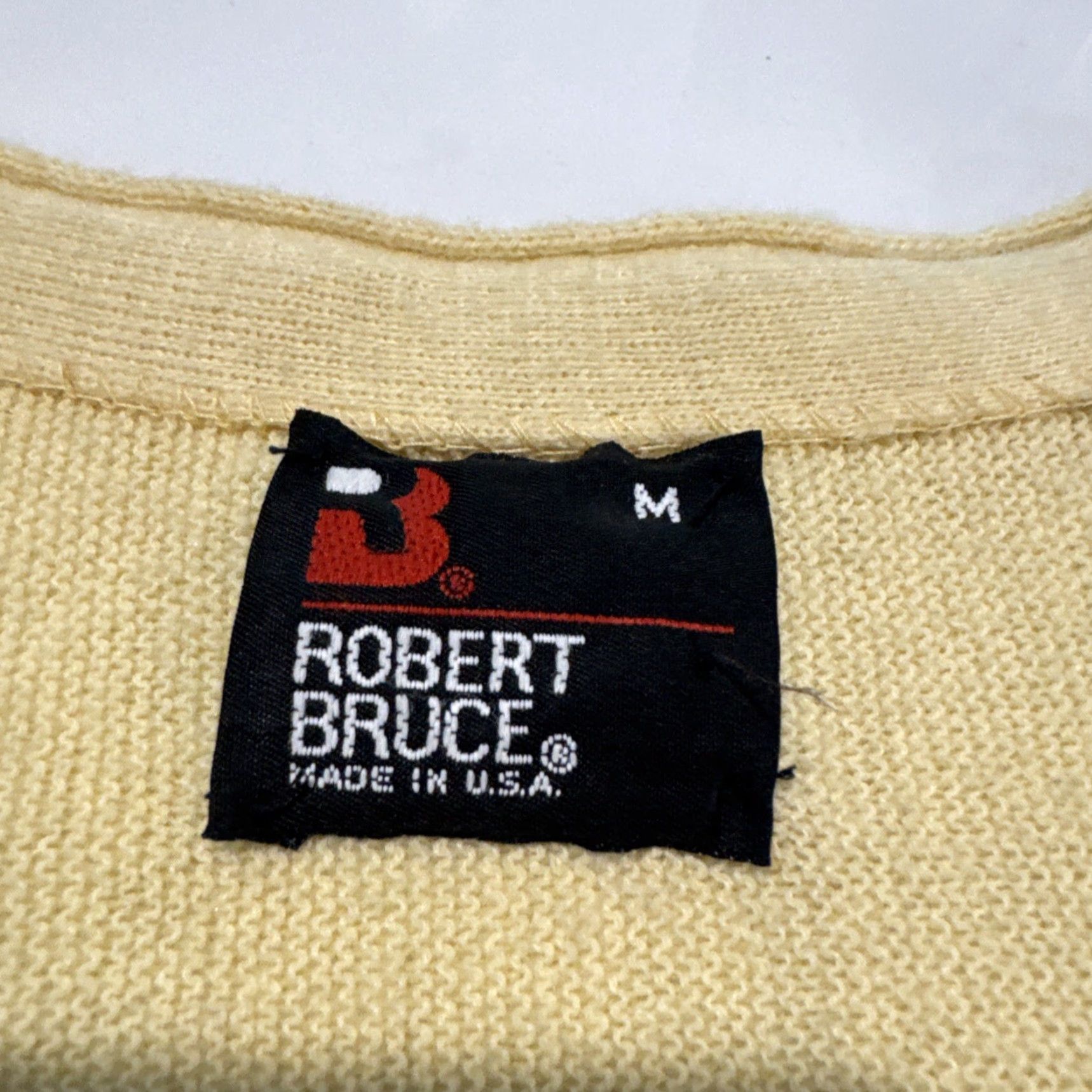 Vintage VINTAGE Robert Bruce Cardigan Sweater Unisex Adults Medium Yellow Knit Acrylic 70s Spring Mens Womens Girls Boys Size US M / EU 48-50 / 2 - 5 Thumbnail