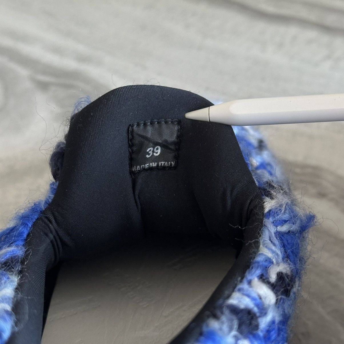 Maison Margiela Maison Margiela 22 Paris Cobalt Blue Tweed Slip On Size US 9 / IT 39 - 7 Thumbnail