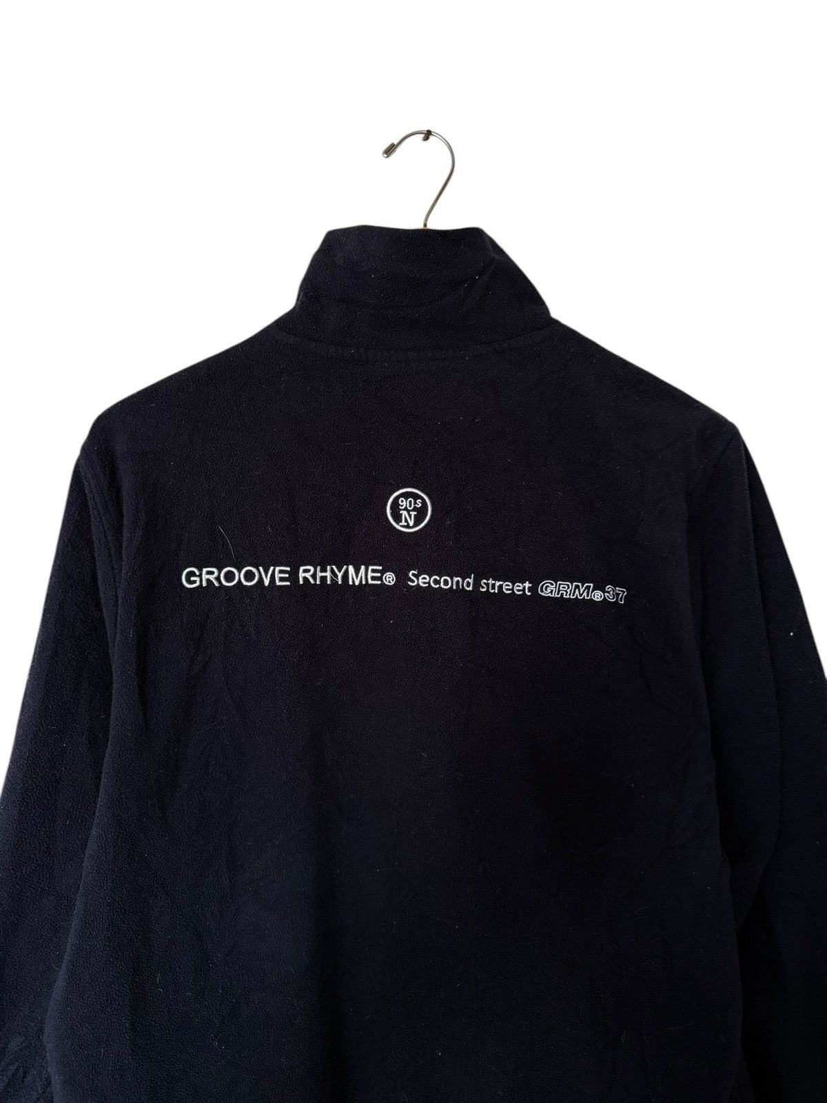 Japanese Brand Vintage Groove Rhyme International Big Logo Sweatshirt Size US L / EU 52-54 / 3 - 6 Thumbnail