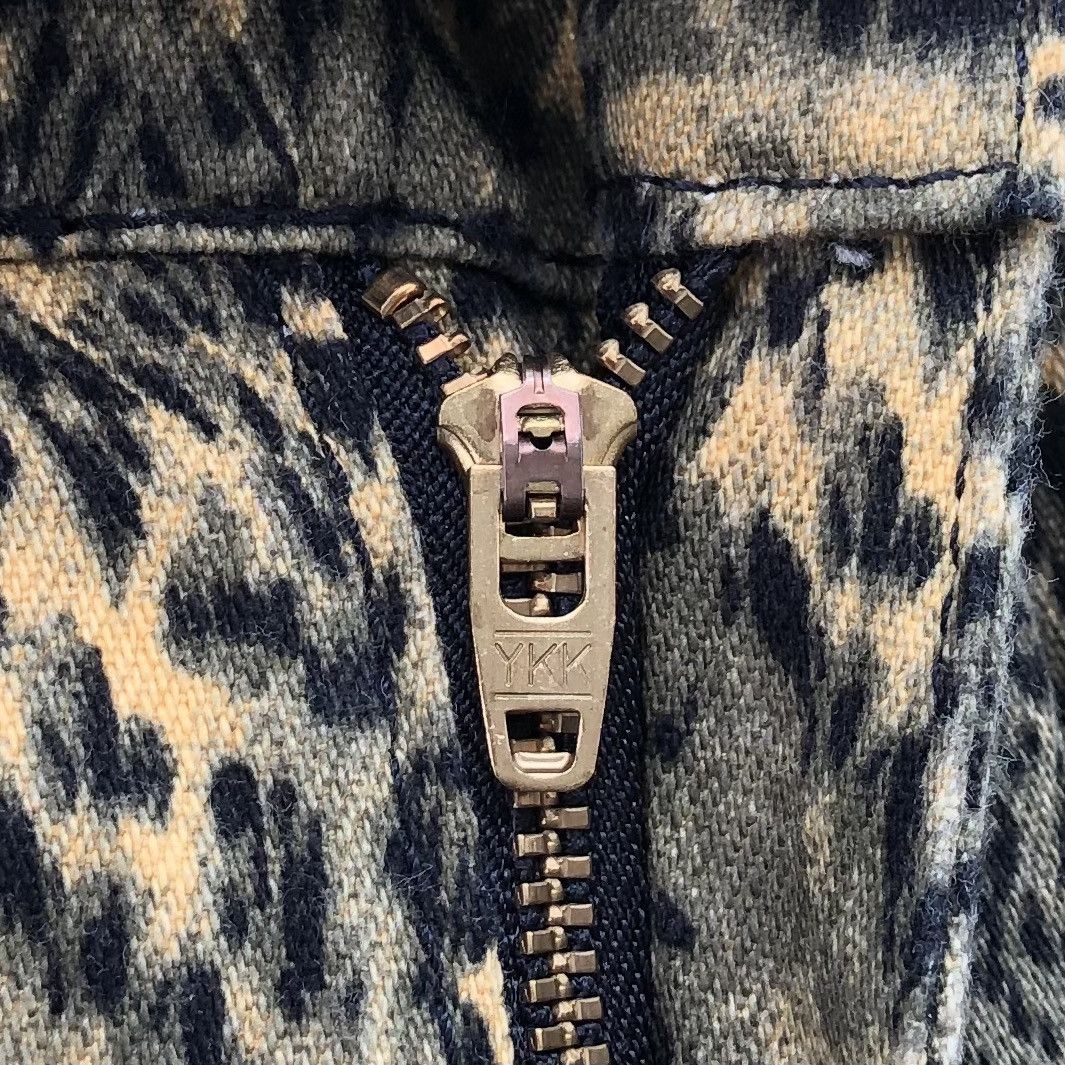 Versace Versace Jeans Couture Pants With An All-Over Leopard Print Size 30" / US 8 / IT 44 - 11 Thumbnail