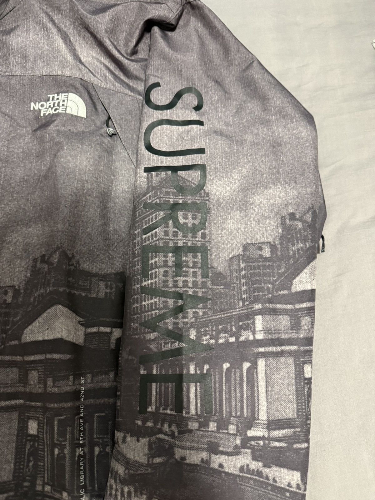 Supreme × The North Face Supreme TNF the north face 08ss night summit skyline jacket Size US XL / EU 56 / 4 - 3 Thumbnail