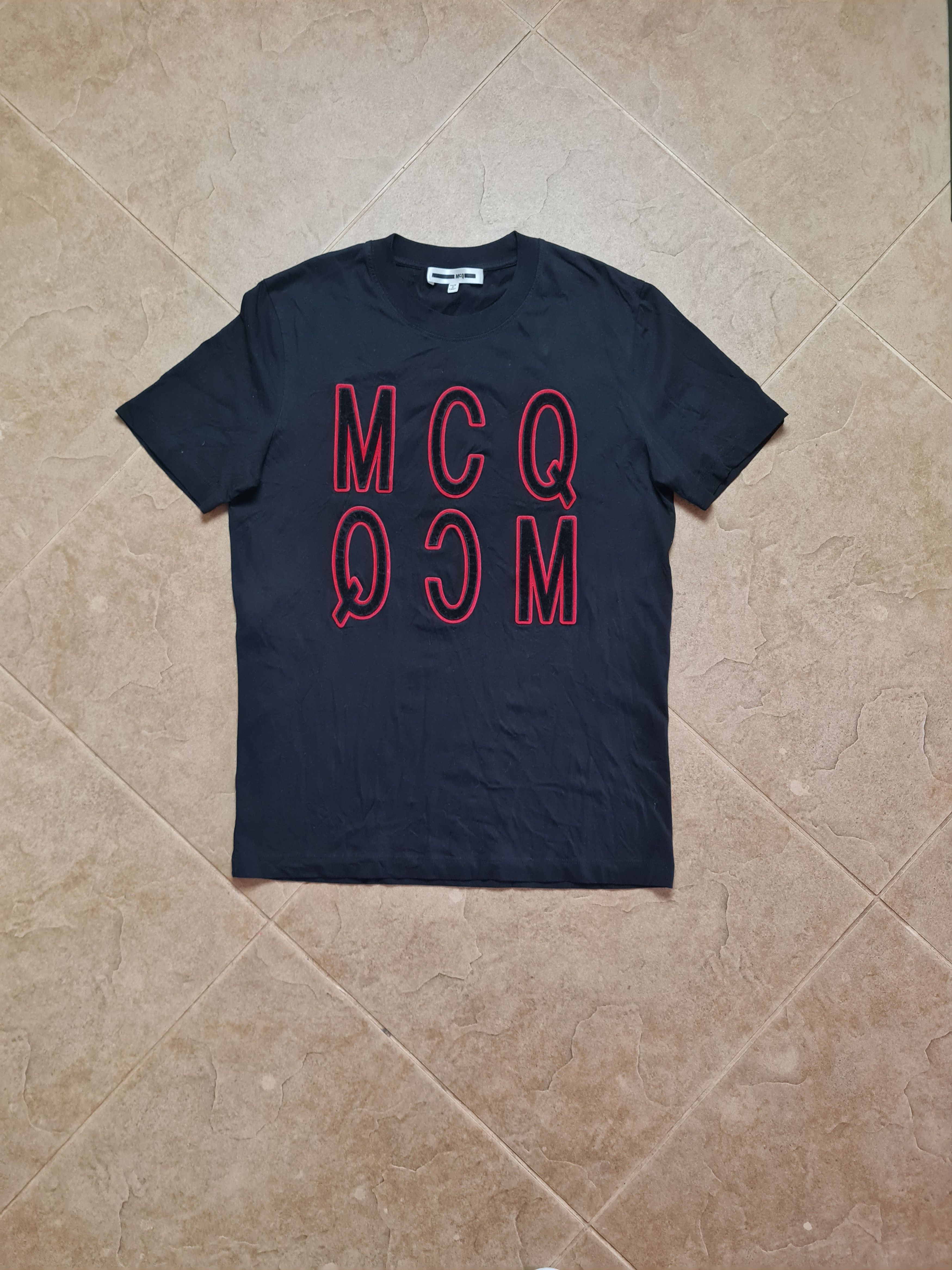 Alexander McQueen T-shirts Alexander McQueen MCQ designer big logo Size M Size US M / EU 48-50 / 2 - 18 Thumbnail