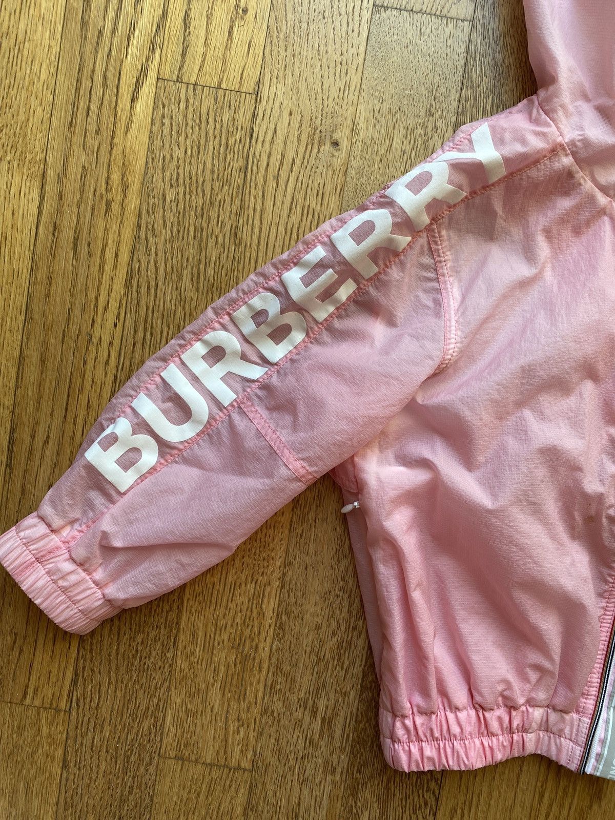 Burberry Burberry Toddler Windbreaker Sz 2Y Size XXS / US 00 / IT 34 - 1 Thumbnail