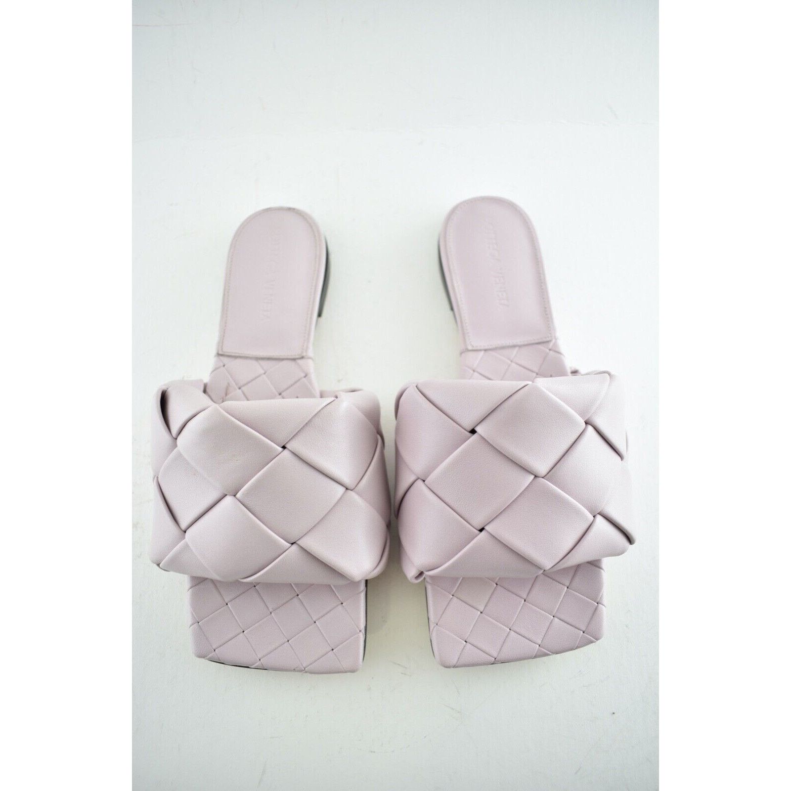 Bottega Veneta Bottega Veneta BV Lido Flat Slides Magnolia Pink Intrecciato Size US 5.5 / IT 35.5 - 6 Thumbnail