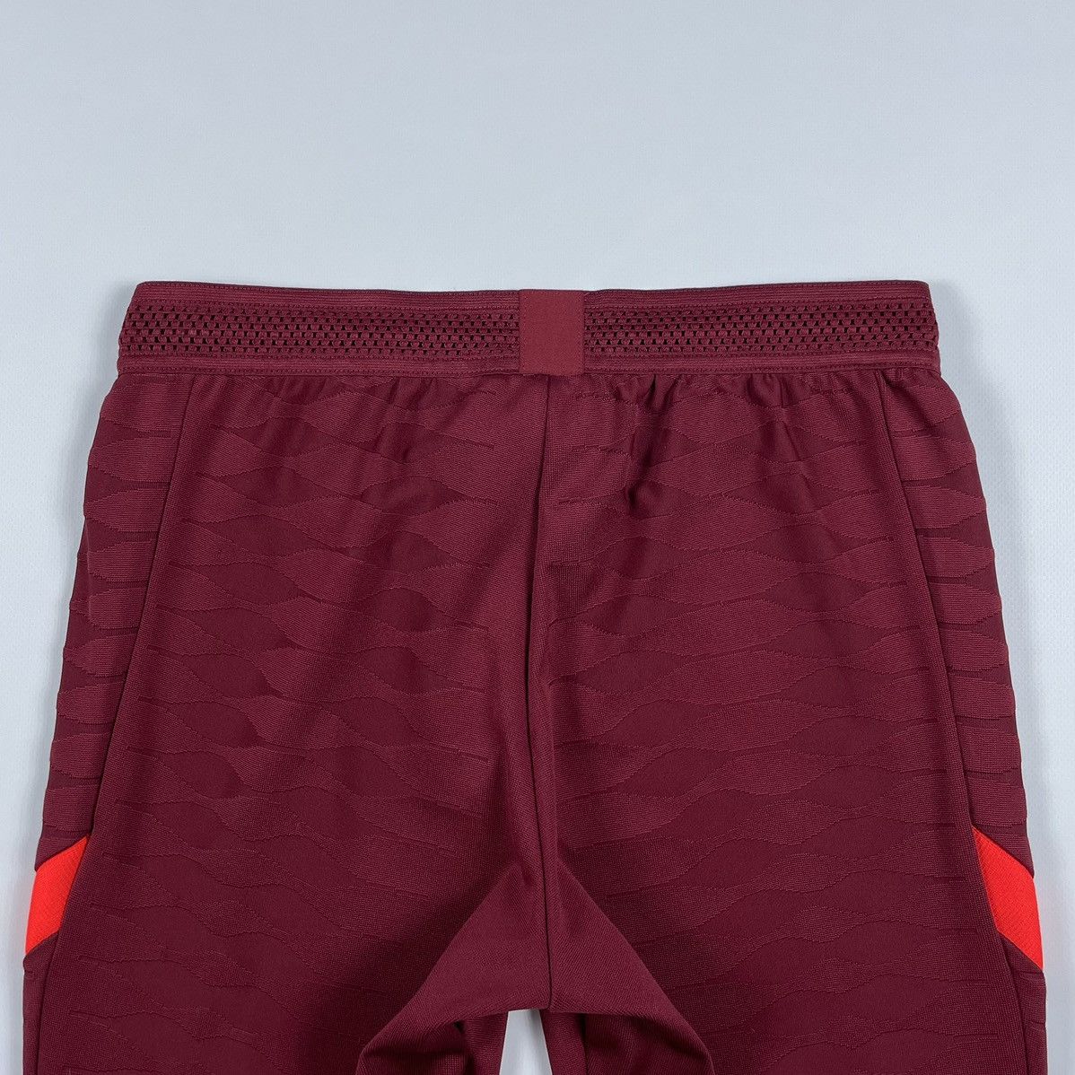 Nike Nike Liverpool FC Soccer Pants Football Joggers Size US 30 / EU 46 - 14 Thumbnail