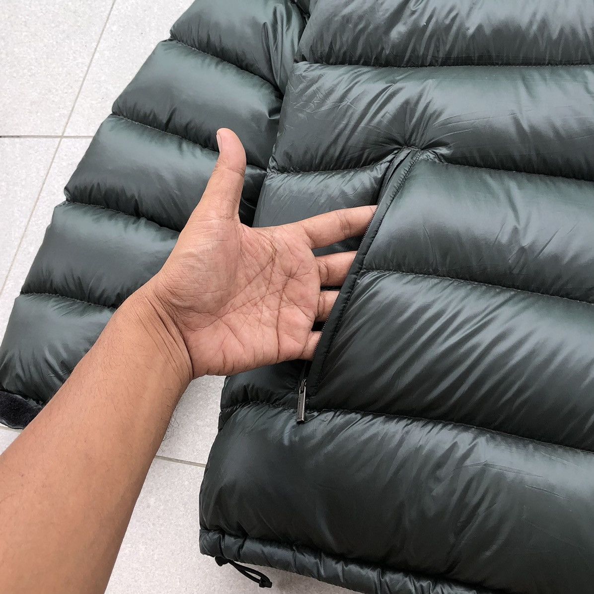 The North Face The North Face Down Jacket Full Zip Hood Green [XL] Size US XL / EU 56 / 4 - 6 Thumbnail