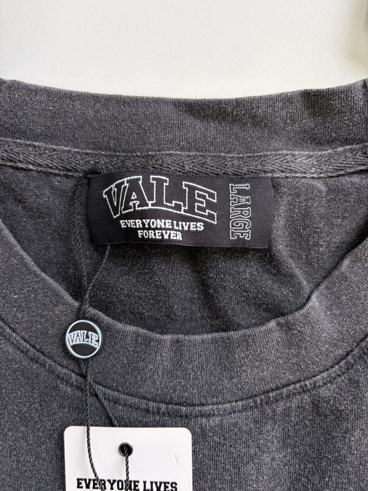 Vale Vale lives anthracite tee black Size US M / EU 48-50 / 2 - 6 Thumbnail
