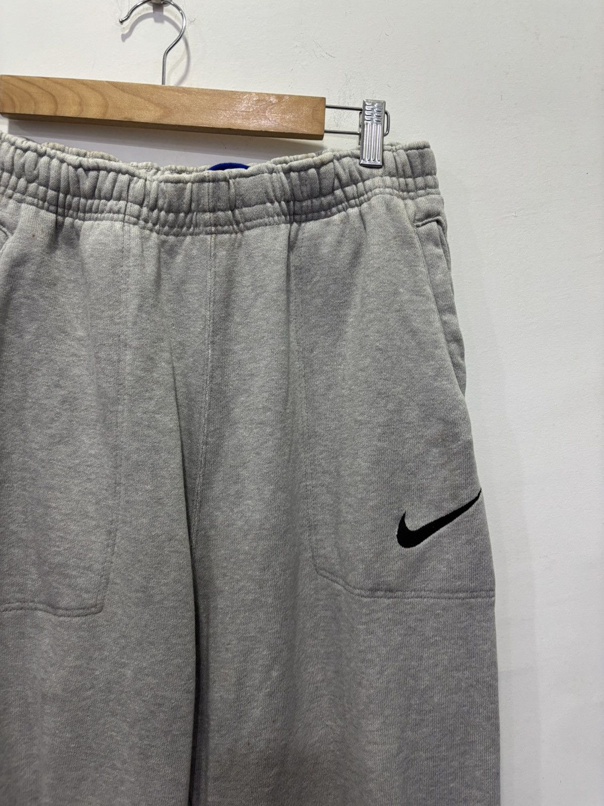 Nike × Vintage Vintage 90’s Nike Joggers Pants Size US 36 / EU 52 - 2 Thumbnail
