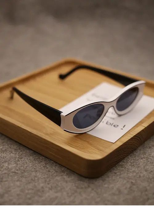 Vintage Retro punk sunglasses Size ONE SIZE - 3 Thumbnail