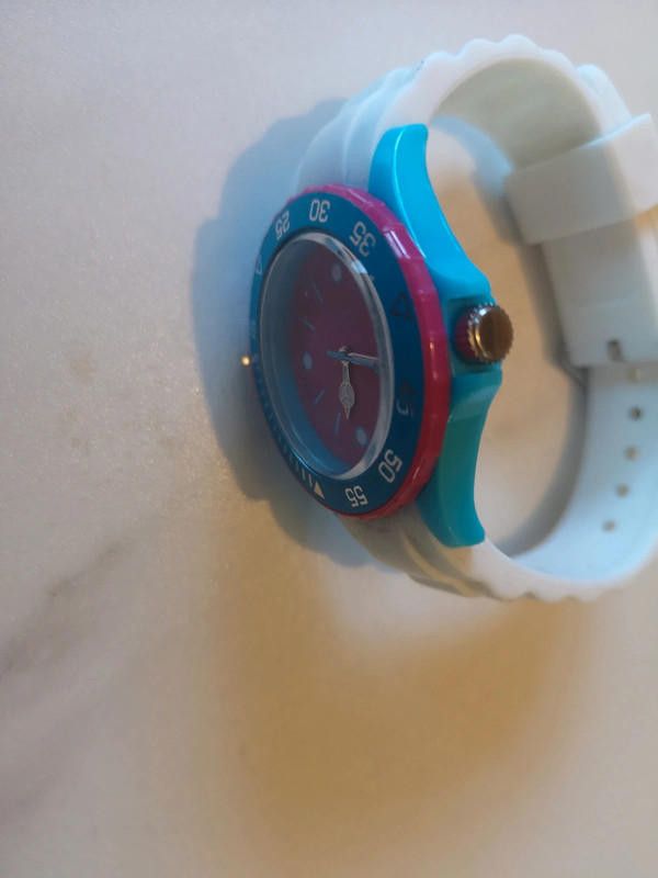 Designer Identity white blue rubber strap watch Size ONE SIZE - 5 Thumbnail