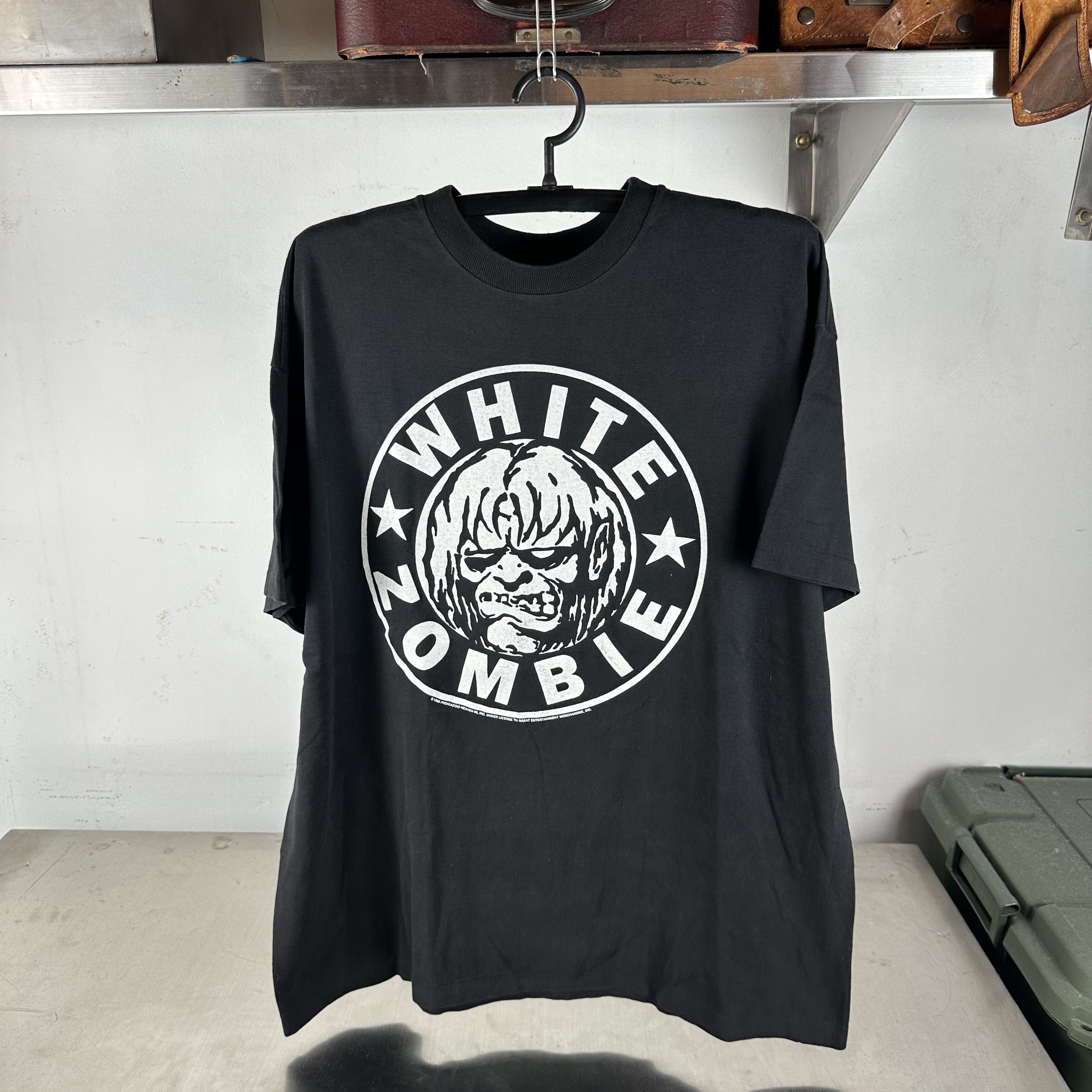 Vintage Vintage 1995 White Zombie Metal Band Single Stitch T-Shirt Size US XL / EU 56 / 4 - 1 Thumbnail
