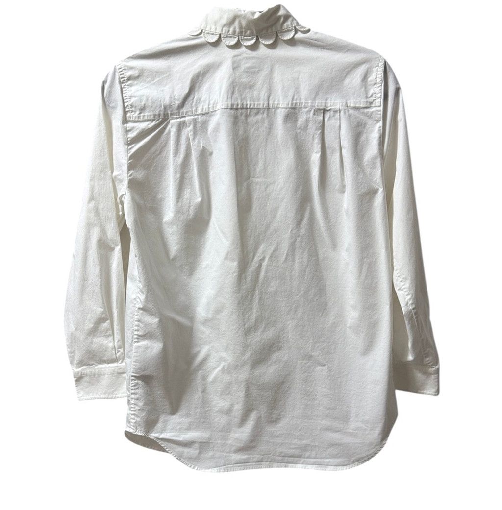 Burberry Burberry White Shirt Scalloped Shirt, size 2 Size XS / US 0-2 / IT 36-38 - 2 Thumbnail