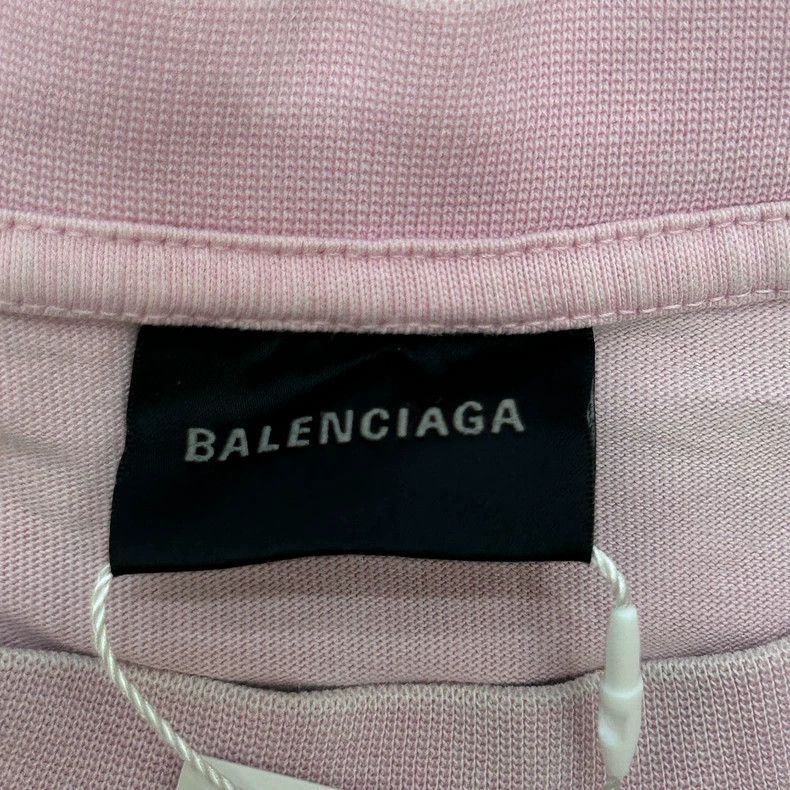 Balenciaga Balenciaga Pink fuzzy logo short sleeve Size US L / EU 52-54 / 3 - 4 Thumbnail