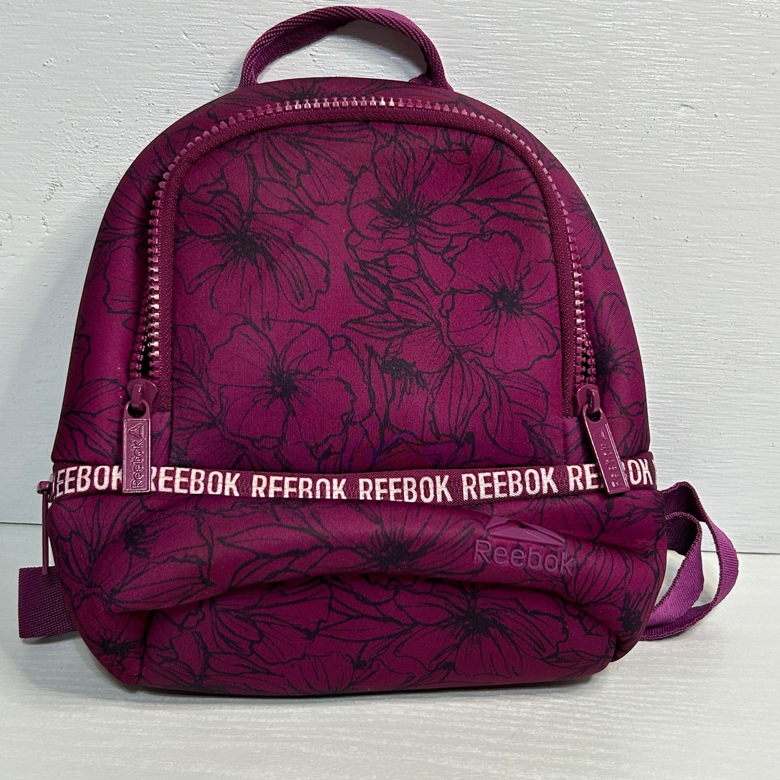 Reebok Reebok Mini Backpack Maroon Floral Neoprene Front Zip Logo Size ONE SIZE - 1 Thumbnail