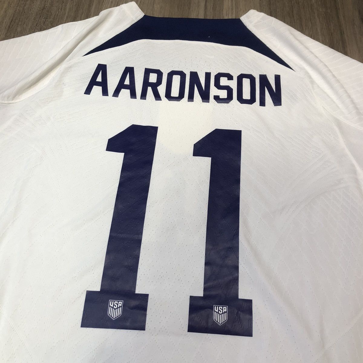 Nike USA USMNT 22/23 player issue home shirt #11 Aaronson (Bnwt) Size US L / EU 52-54 / 3 - 4 Thumbnail