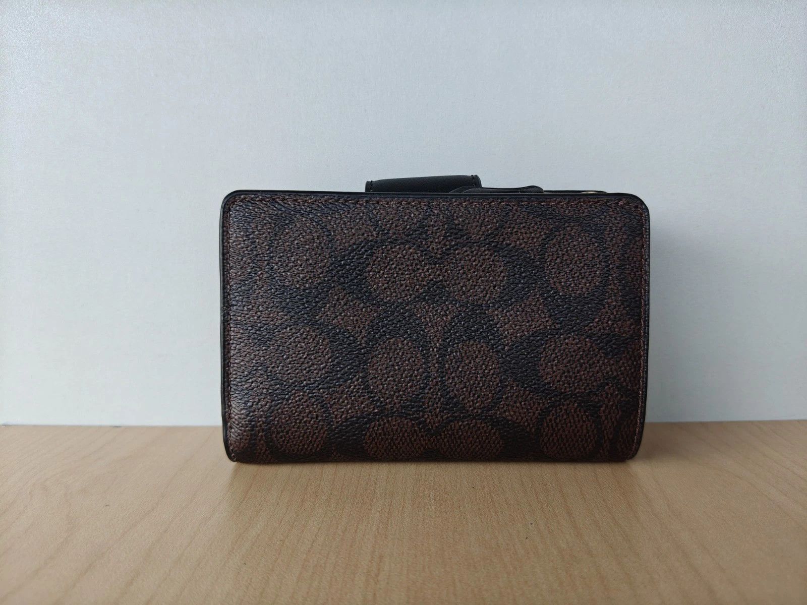 Coach Coach Medium Corner Zip Wallet In Signature T/1011 Size ONE SIZE - 4 Thumbnail