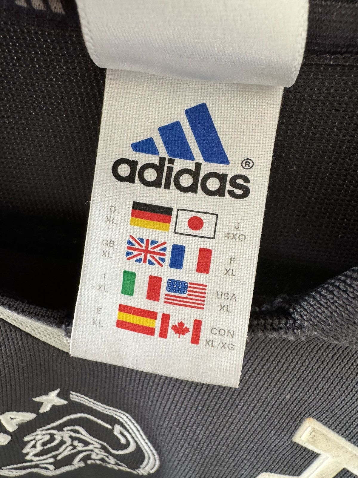 Adidas Ajax home shirt 2001-2002 x in XL Size US XL / EU 56 / 4 - 4 Thumbnail
