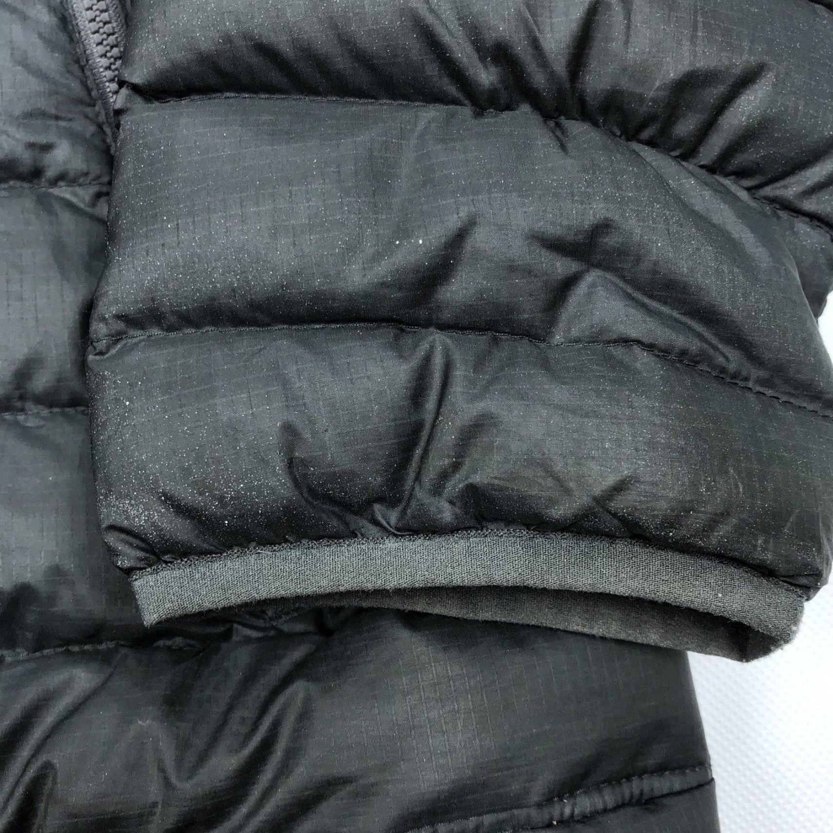 Patagonia Patagonia Jacket XL Down Puffer Gray Full Zip Stand-Up Collar Puffer Jacket Men XL Zip Pockets Casual Travel Workwear Outdoor Modern Size US XL / EU 56 / 4 - 5 Thumbnail