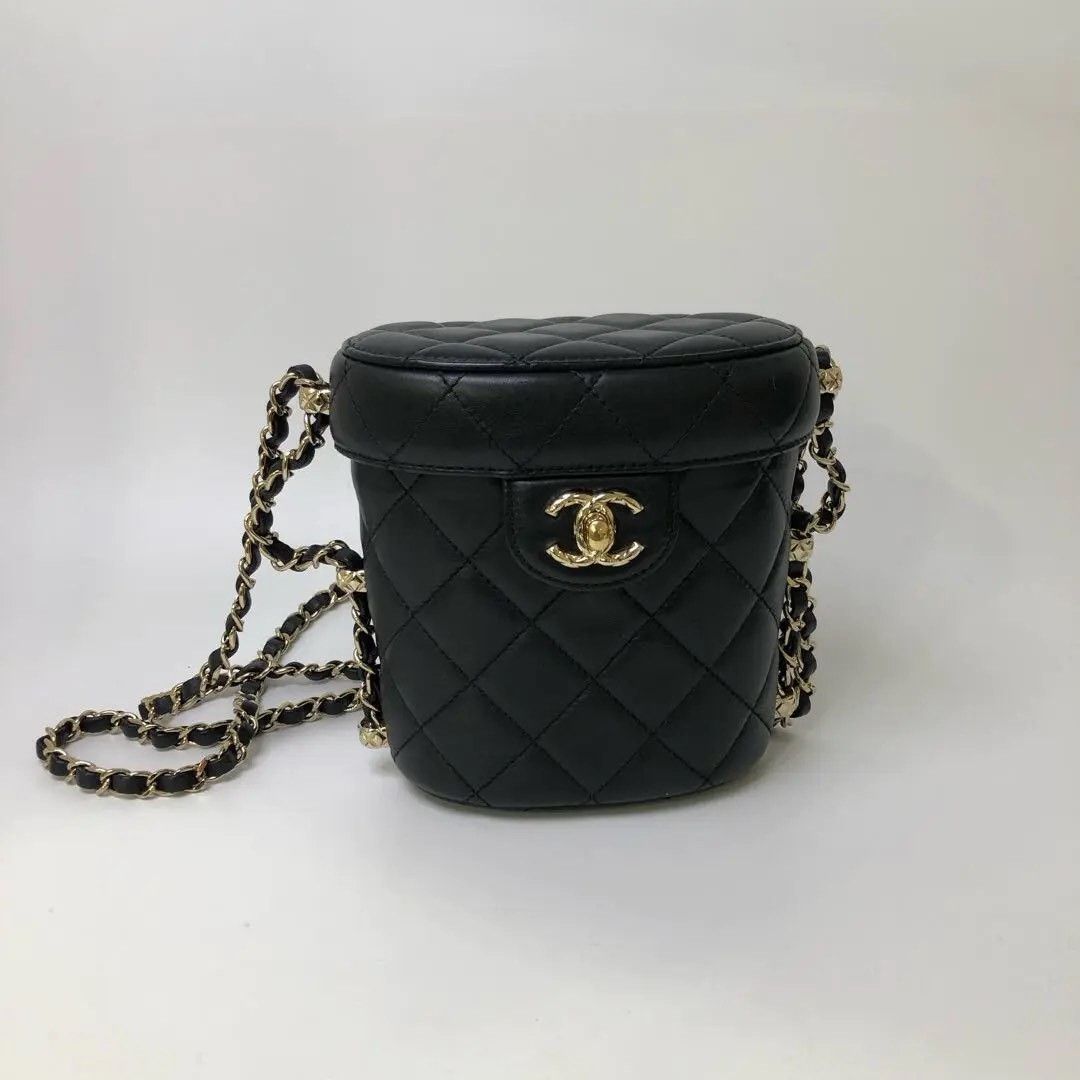 Chanel Pre-loved Bag Very good condition Size ONE SIZE - 1 Thumbnail