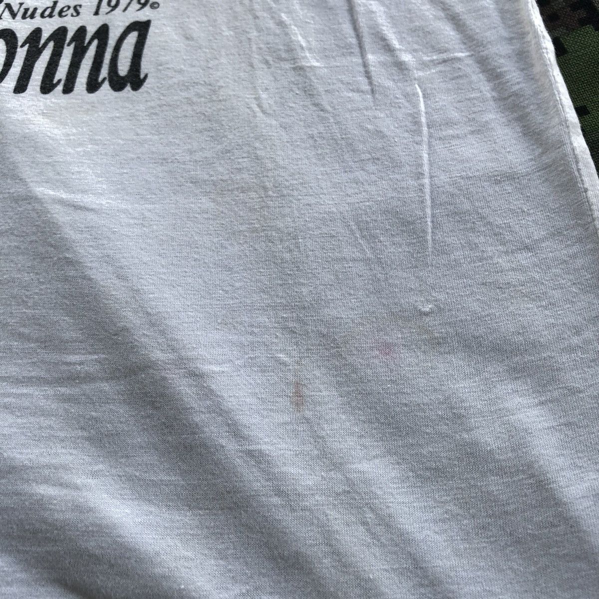 Band Tees × Nude × Vintage Vtg Madonna Nudes 1979 Art Photography Tshirt Size US M / EU 48-50 / 2 - 8 Thumbnail