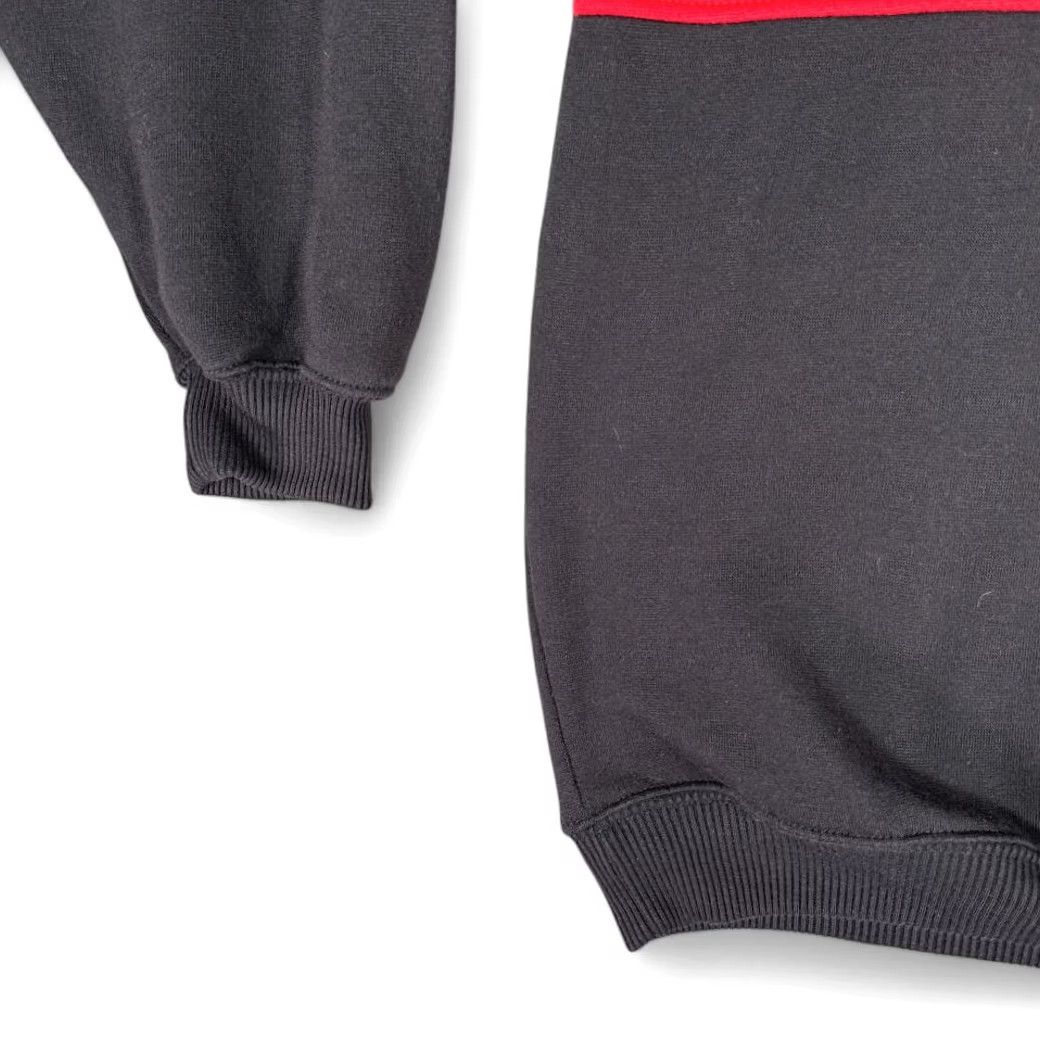 Jordache VINTAGE Jordache Sweater Mens Black Red 80s Crew Neck Long Sleeve Pullover Cotton Blend Sweatshirt Jacket Style Size US M / EU 48-50 / 2 - 7 Thumbnail