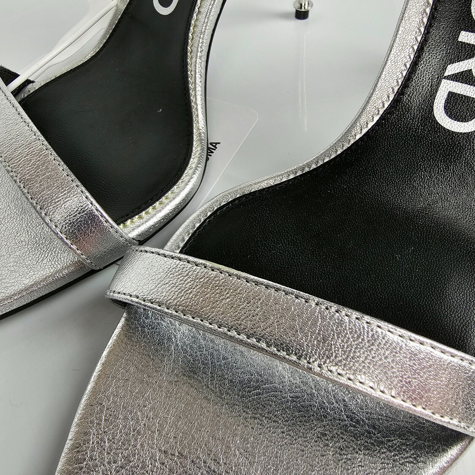 Tom Ford Tom Ford Padlock 85mm Silver Sandals New Size US 6 / IT 36 - 10 Thumbnail
