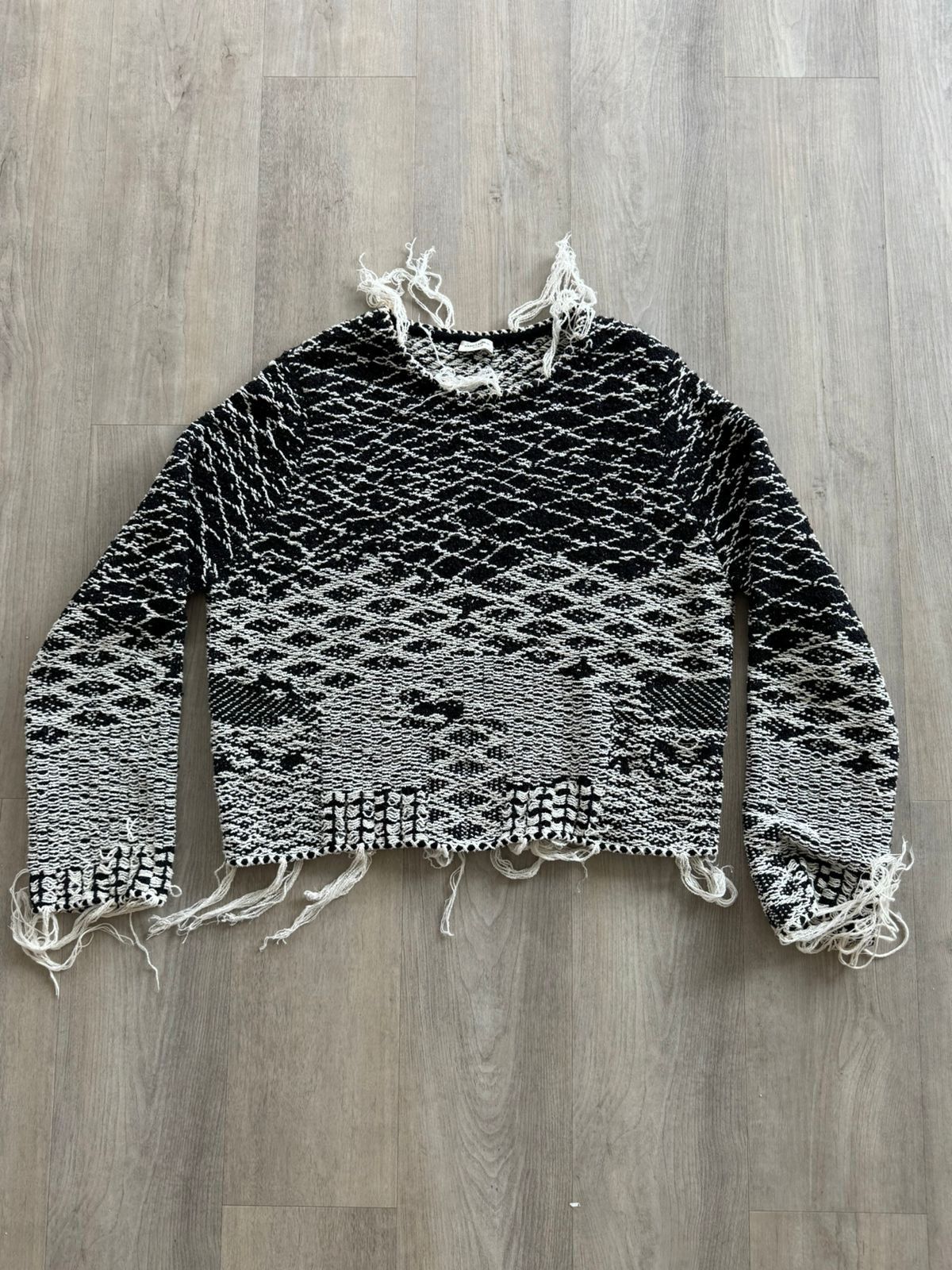 Saint Laurent Paris Saint Laurent SS17 Distressed Knit Sweater Size US XL / EU 56 / 4 - 4 Thumbnail