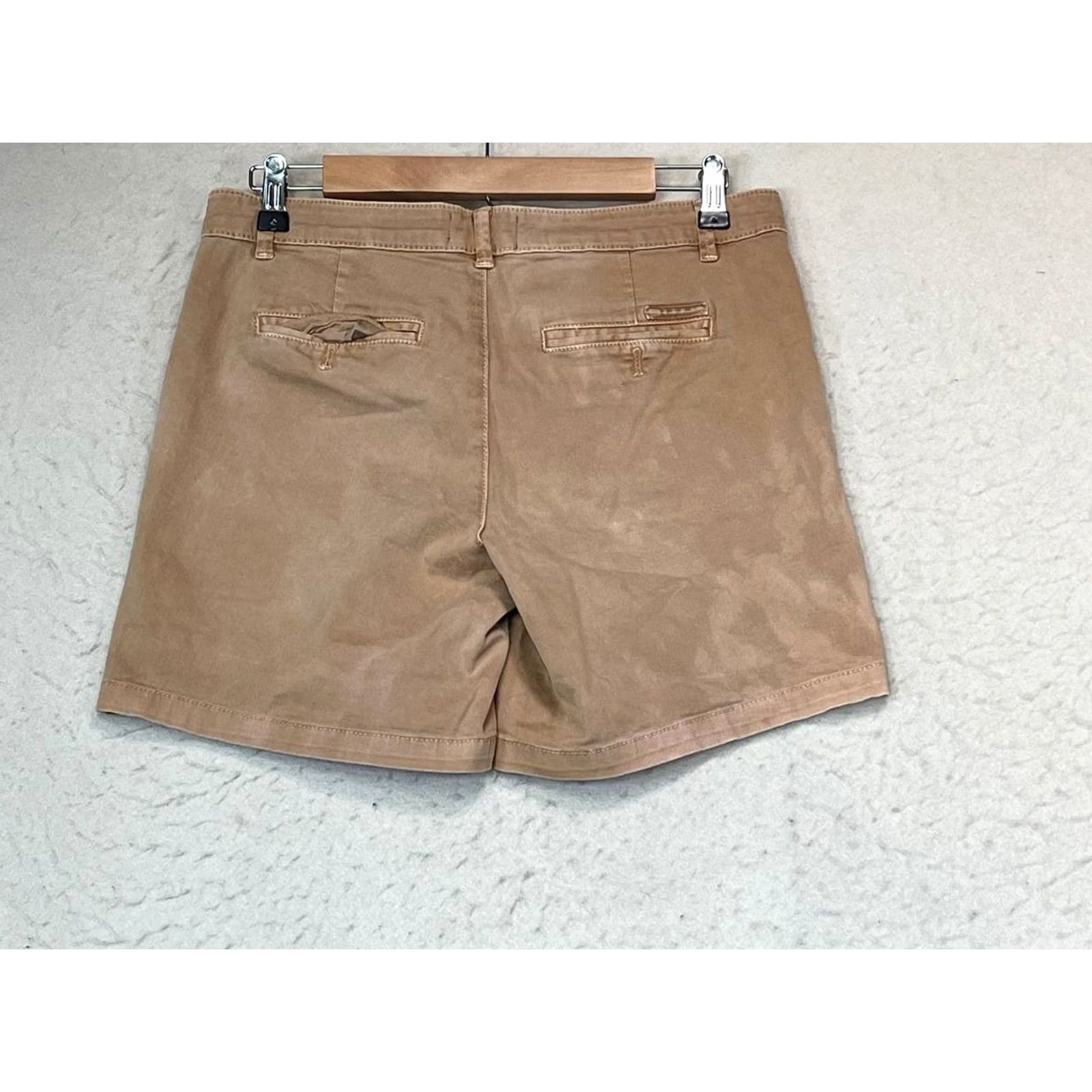 Anthropologie Anthropologie Chino Shorts Womens 28 Khaki Relaxed Stretch Cotton Blend Blue Front Zipper Casual Denim 7in Inseam Mens? No, Womens Size 28" / US 6 / IT 42 - 2 Thumbnail